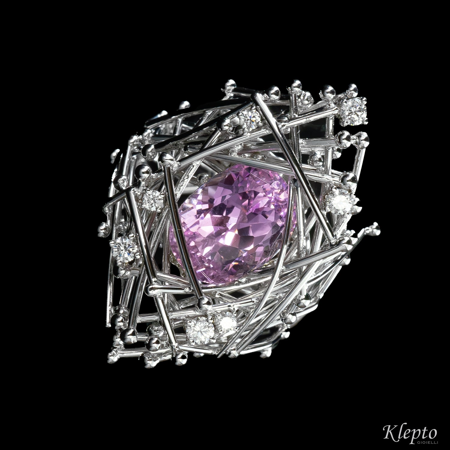 Anello in oro bianco "IntriKo" con Kunzite e Diamanti