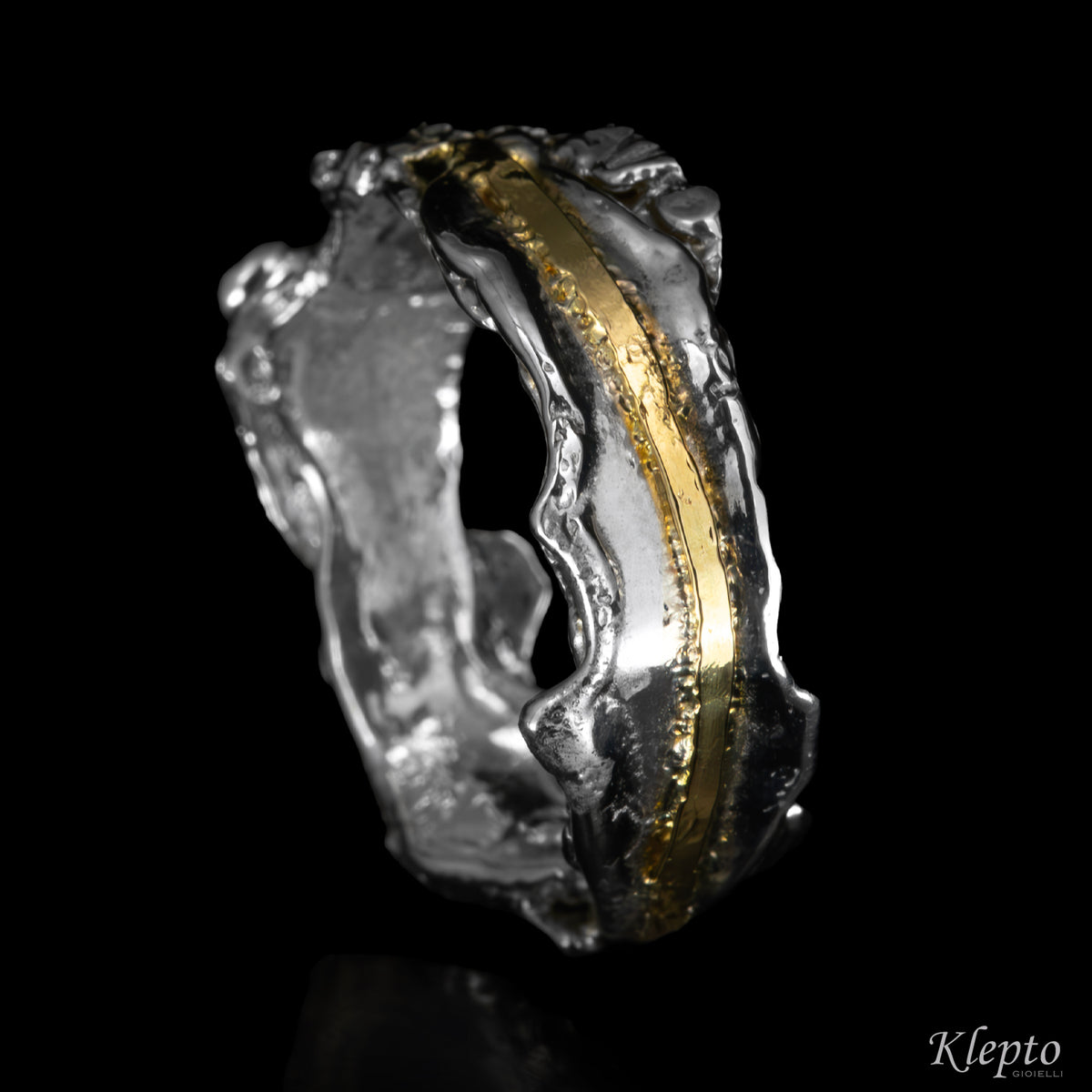 Anello in Argento Silnova® con dettagli in oro giallo