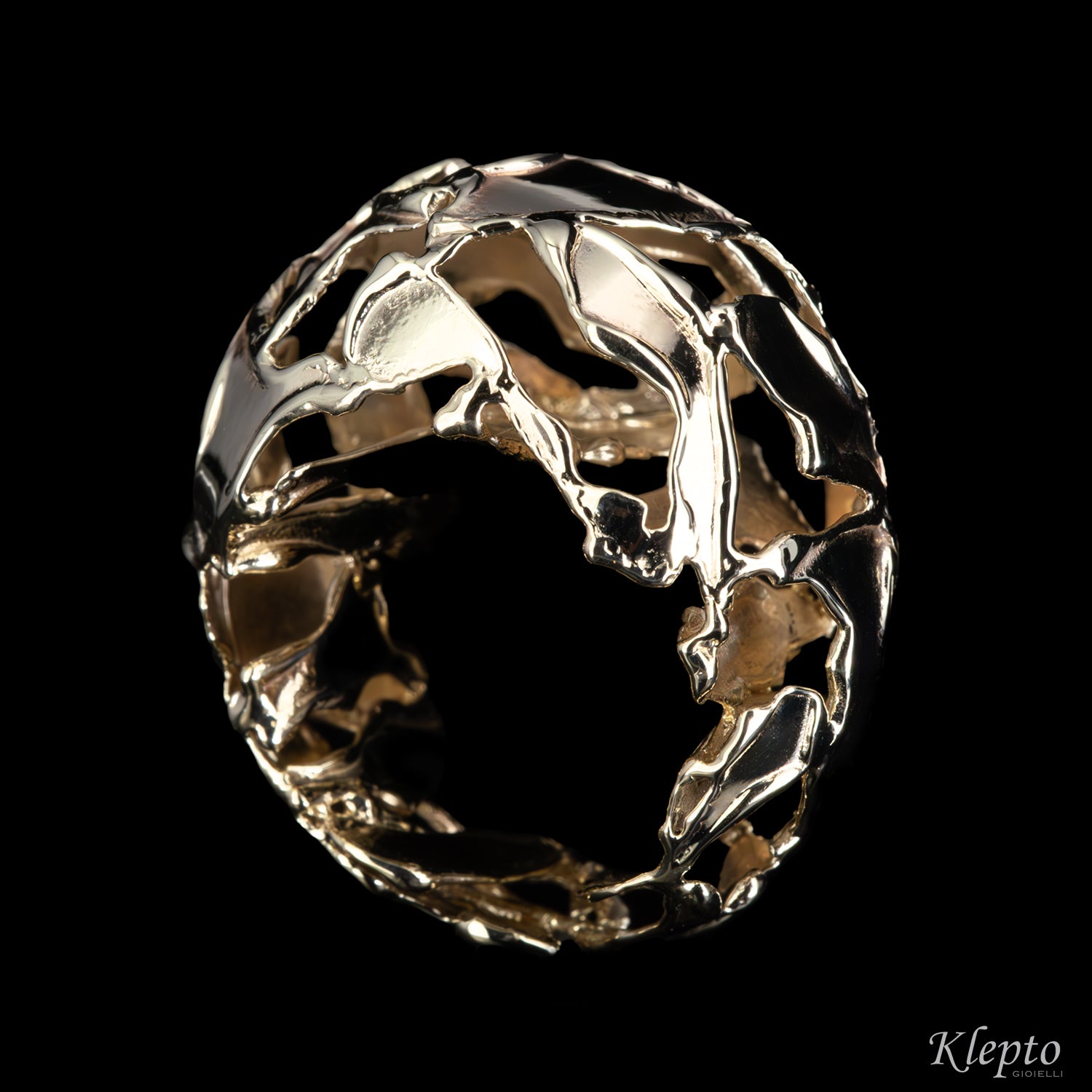 Anello in oro bianco naturale fuso a fiamma