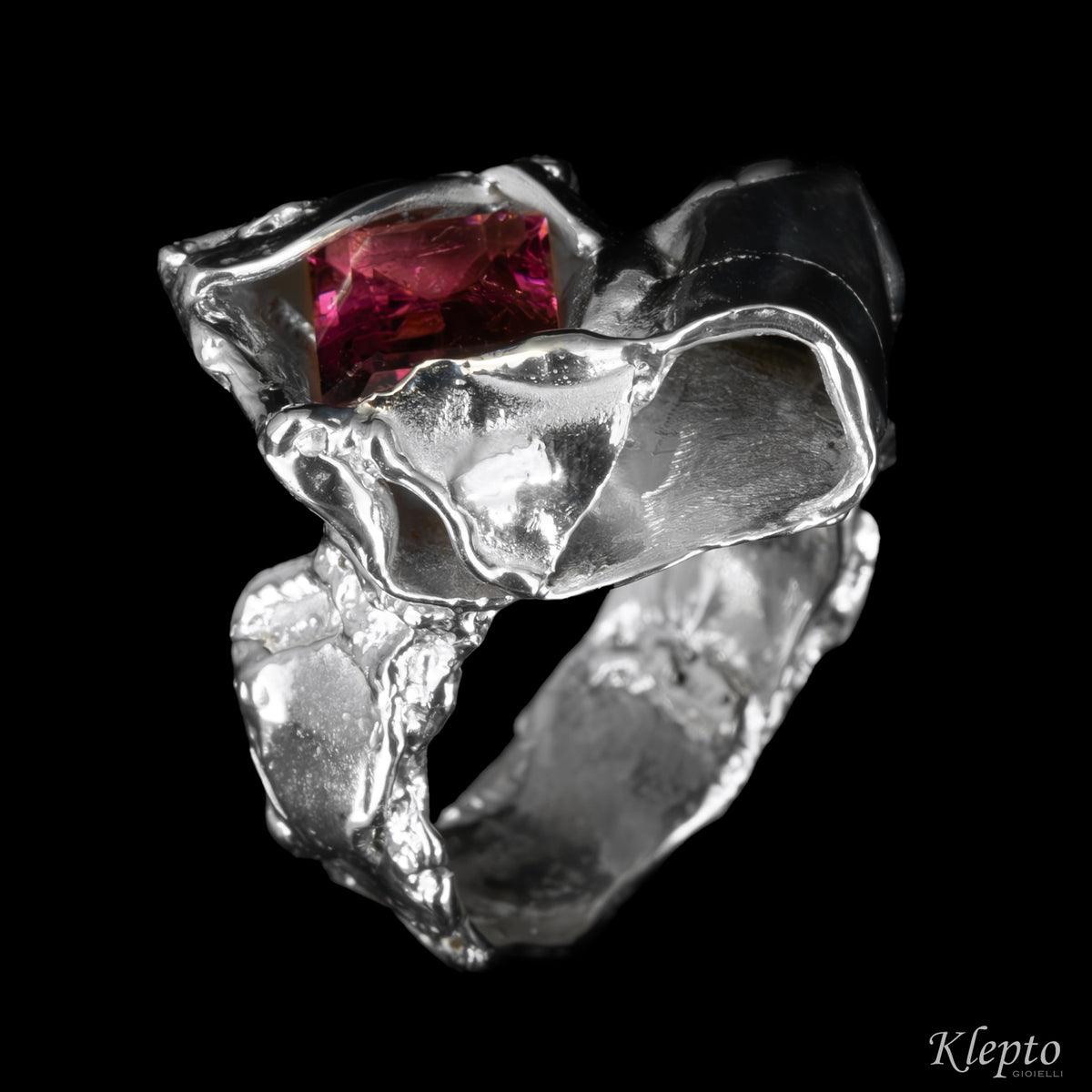 Anello in Argento Silnova® con Tormalina rosa