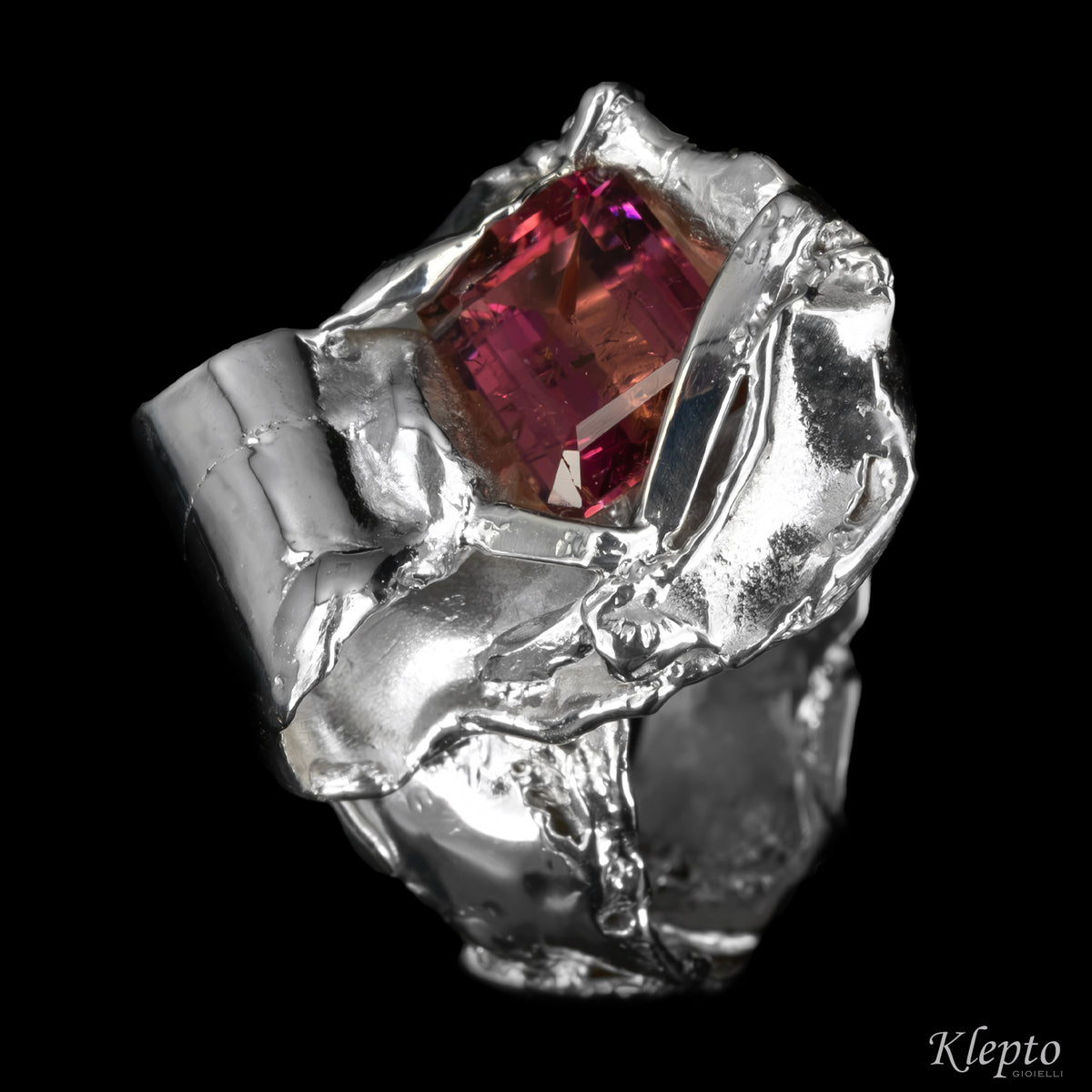Anello in Argento Silnova® con Tormalina rosa