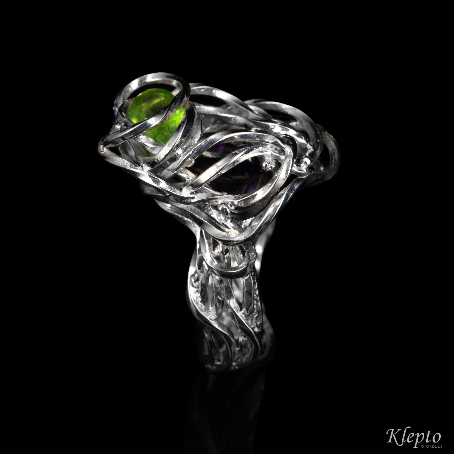 Anello in Argento Silnova® a filo intrecciato con Ametista e Peridoto