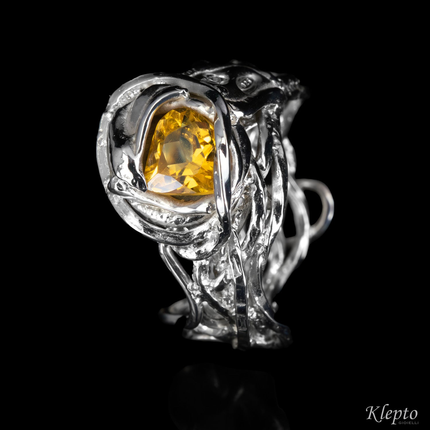 Anello in Argento Silnova® a filo intrecciato con Citrino