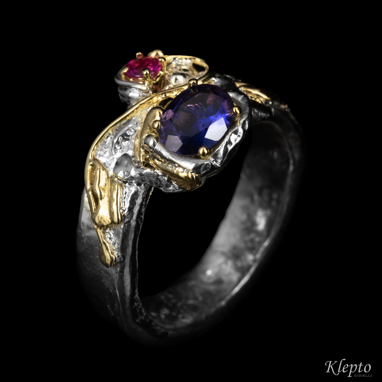 Anello in Argento Silnova con Zaffiro, Rubino e dettagli in oro giallo