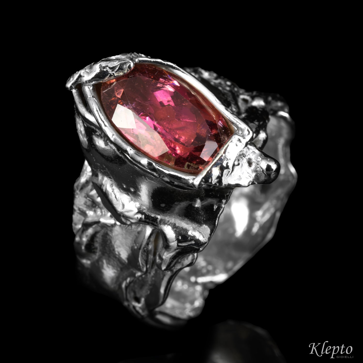 Anello in Argento Silnova® con Tormalina rosa
