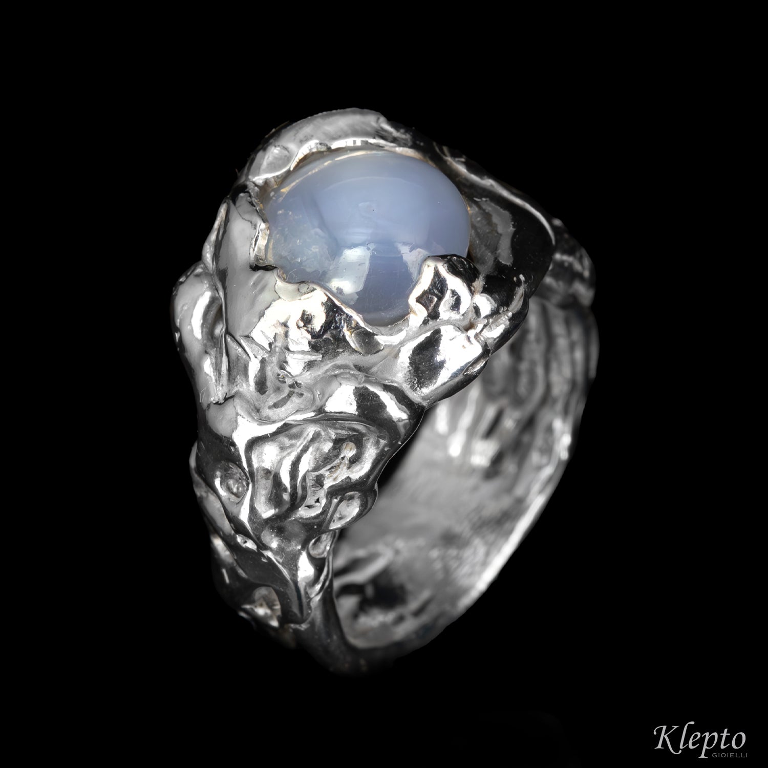 Anello in Argento Silnova con Zaffiro asteria