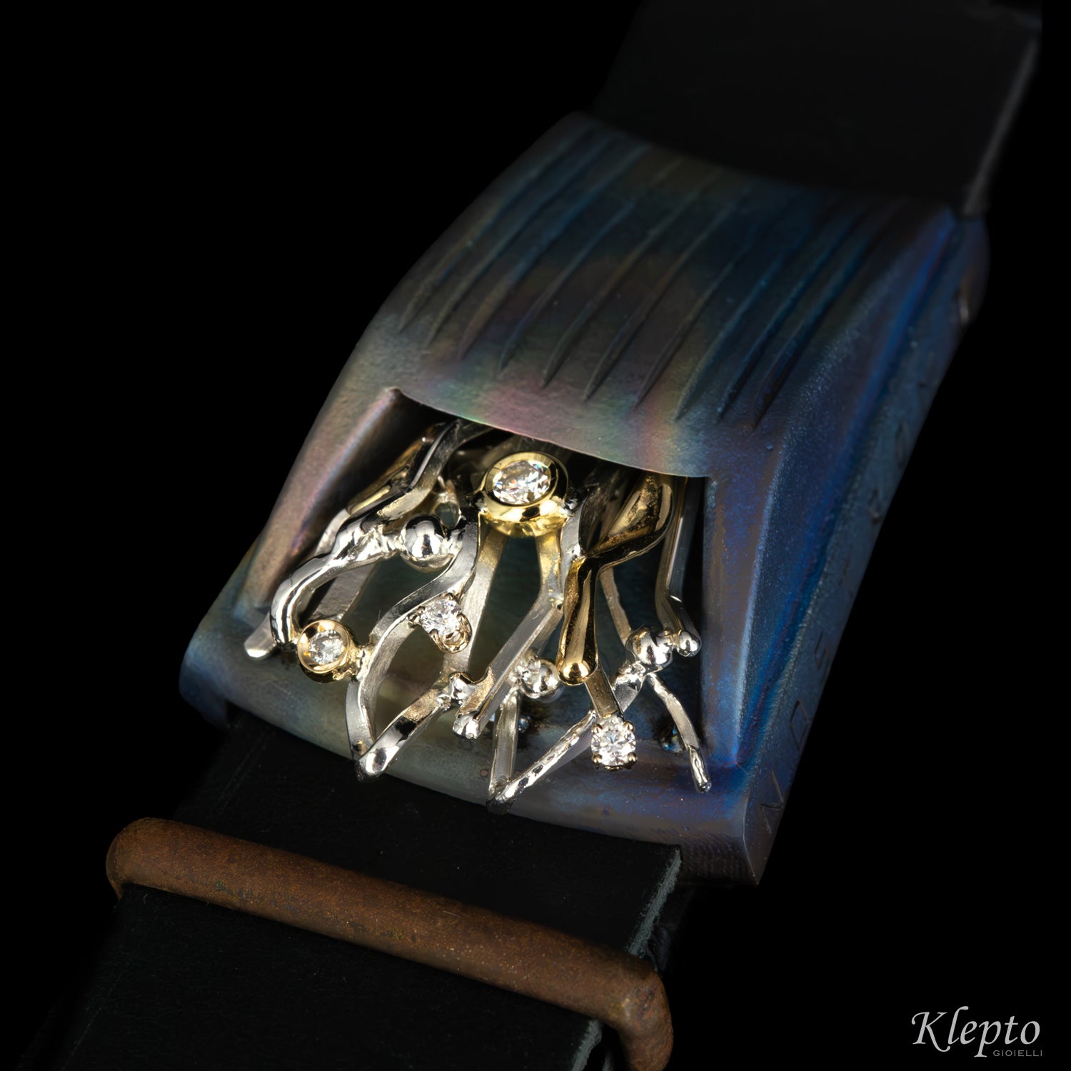 Bracciale in Titanio "Nostromo" con Diamanti, dettagli in oro giallo e Argento Silnova®