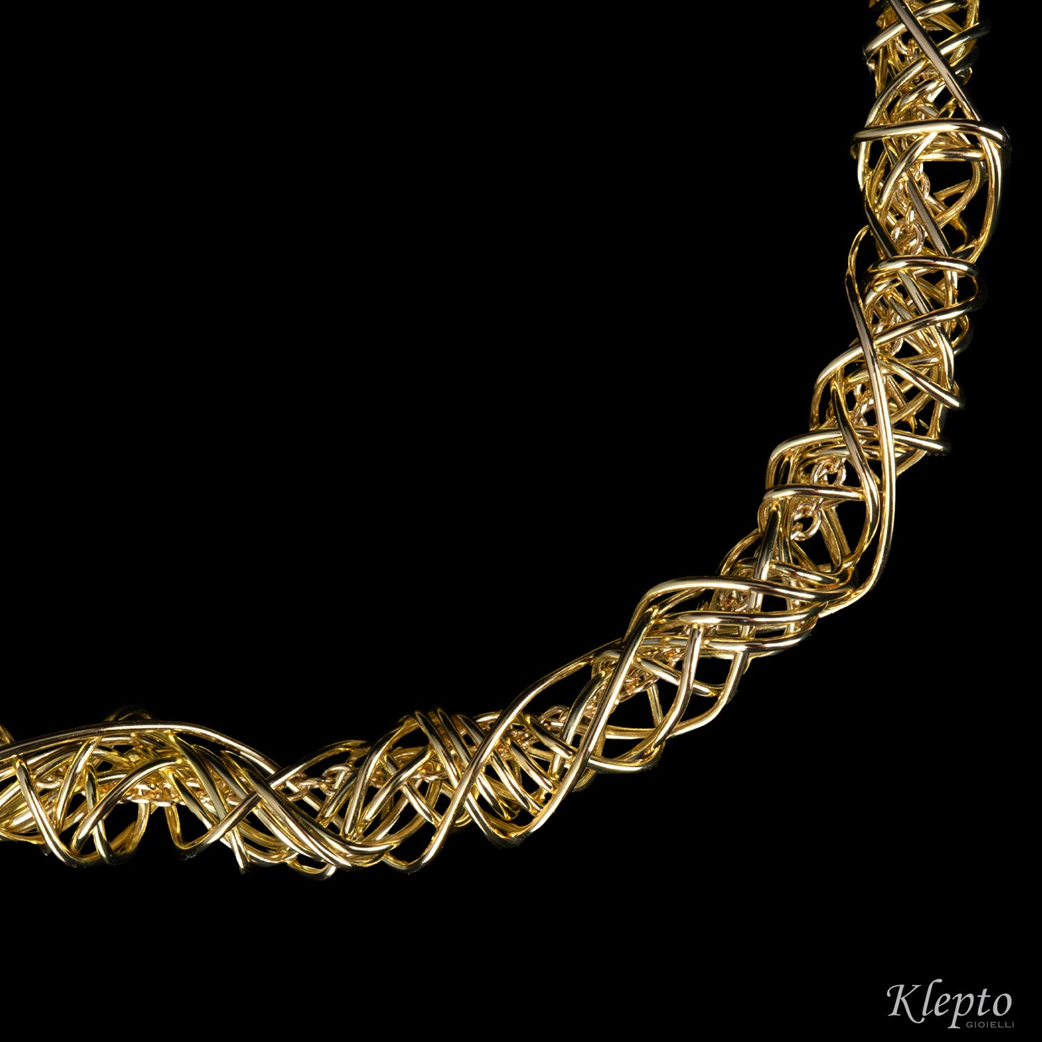 Bracciale in oro giallo a filo