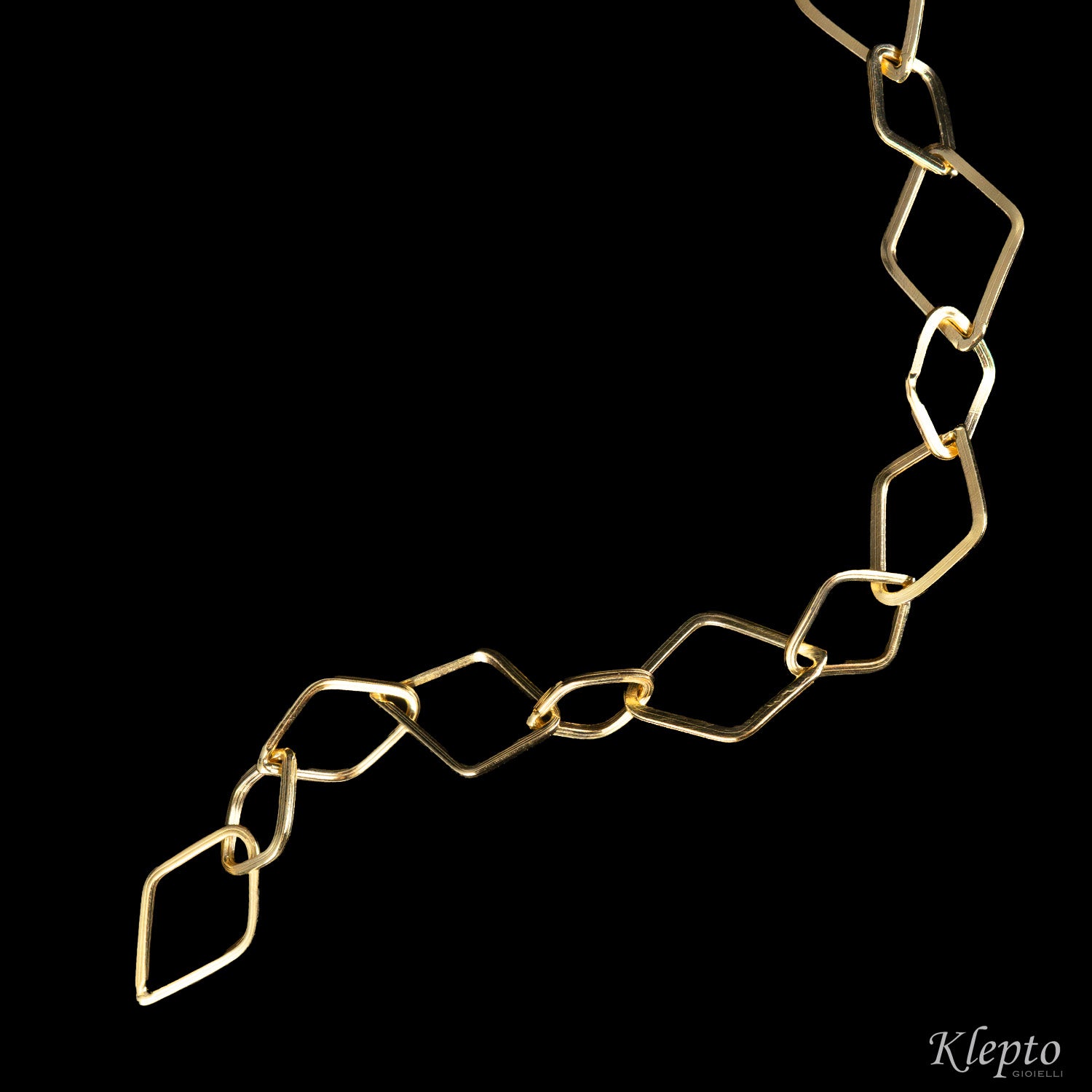 Bracciale in oro giallo ad anelli romboidali