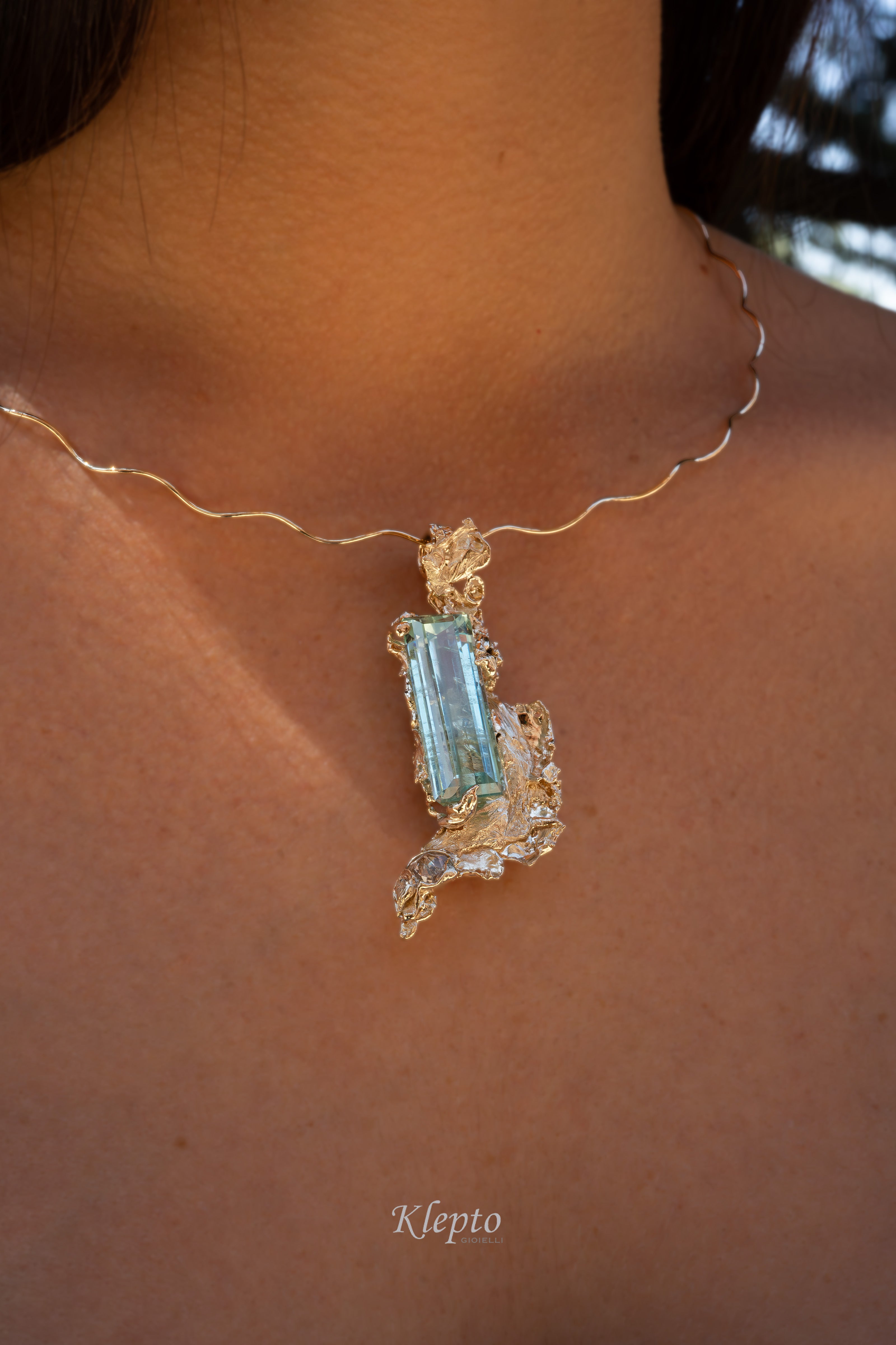 Collier in oro bianco naturale "Calipso" con Acquamarina e Diamante