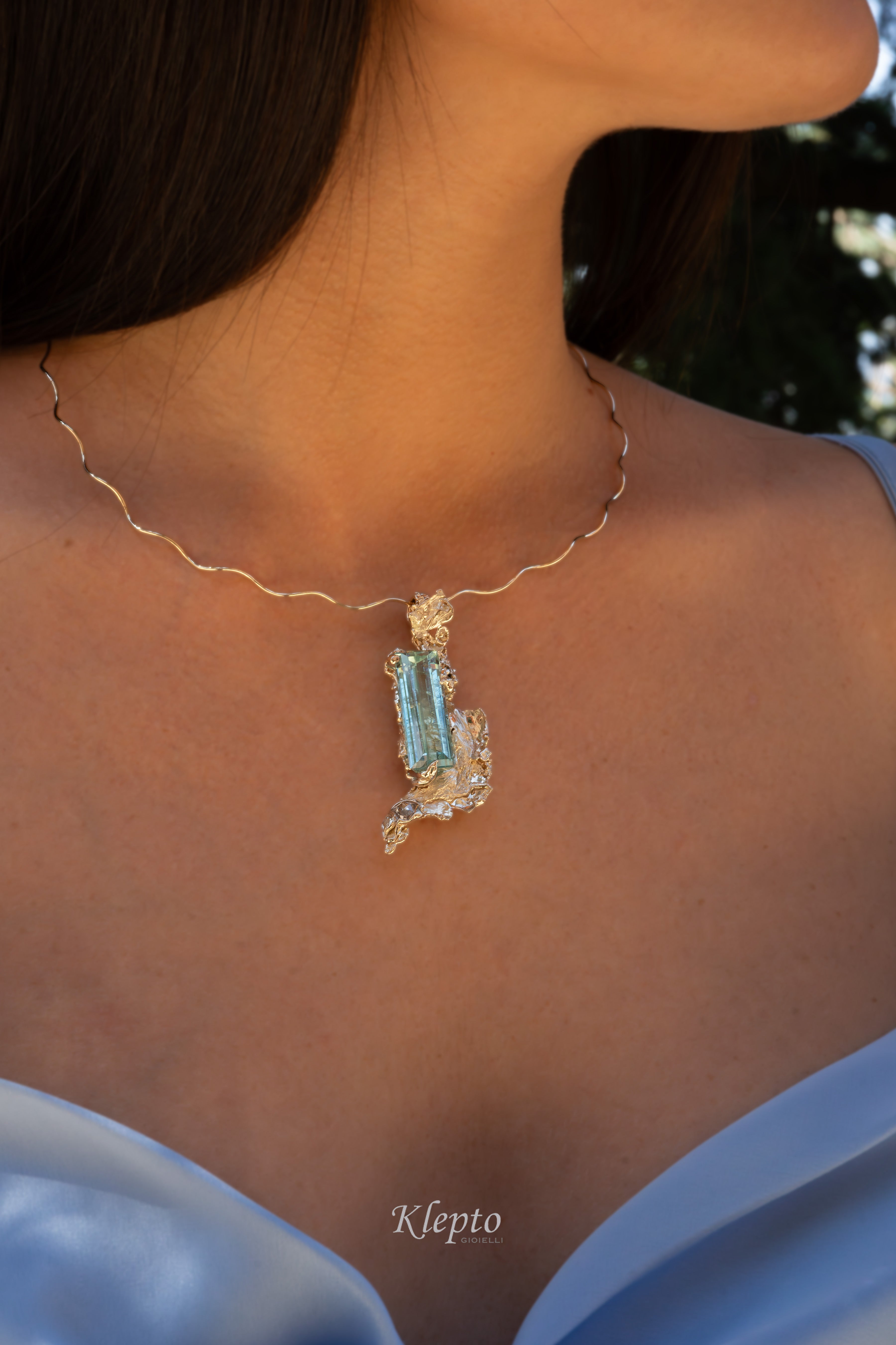 Collier in oro bianco naturale "Calipso" con Acquamarina e Diamante