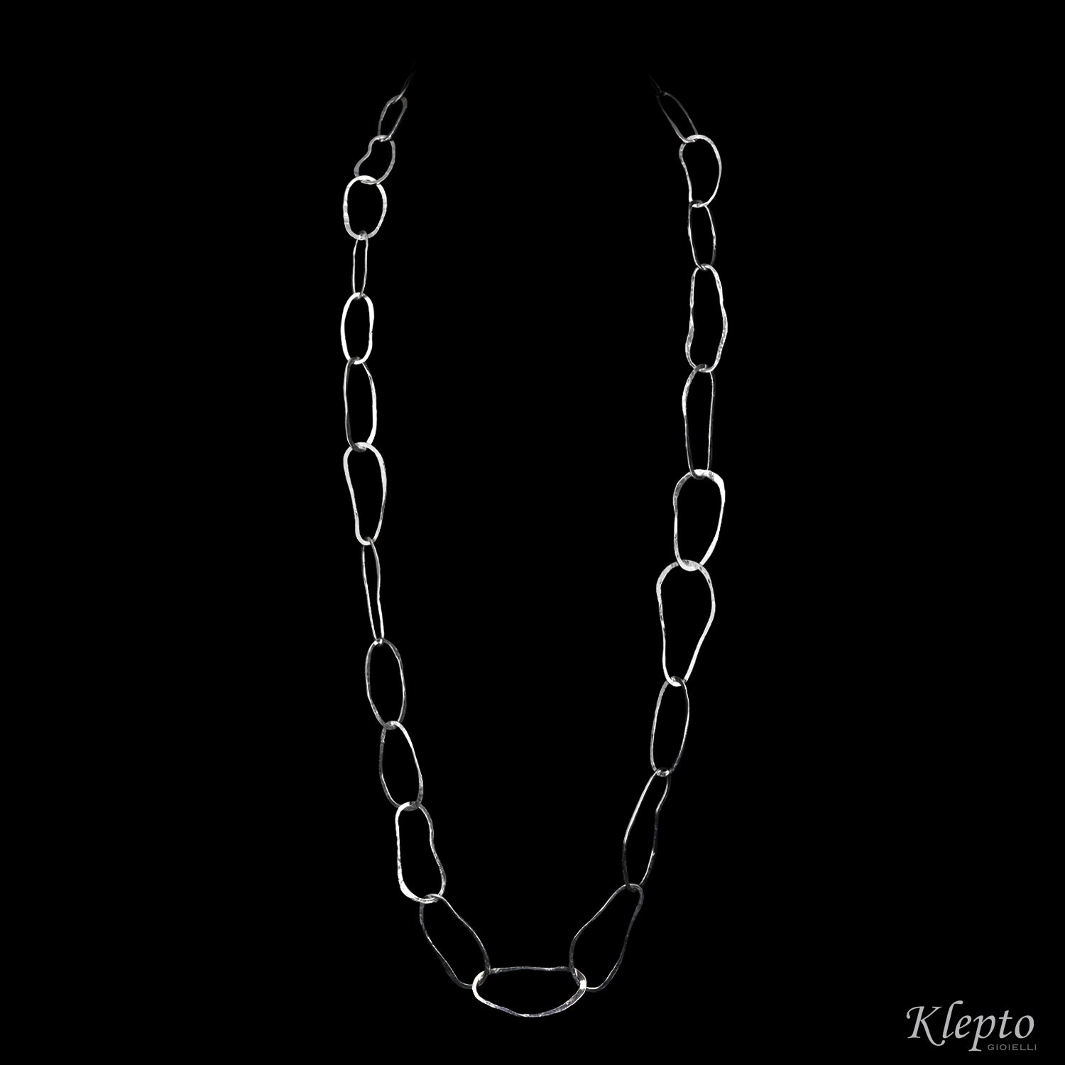 Collana in Argento Silnova® ad anelli ovali martellati