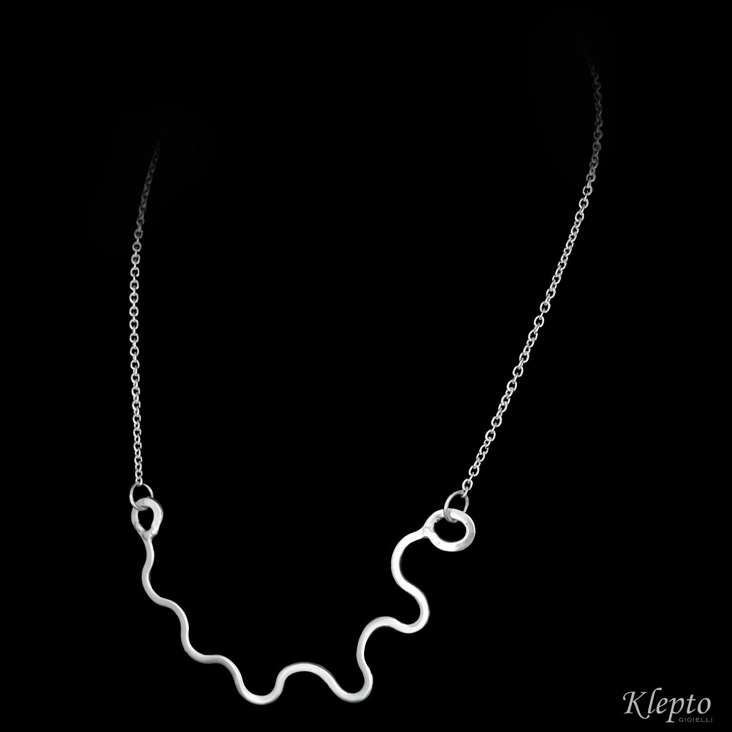 Collana in Argento Silnova® a filo ondulato