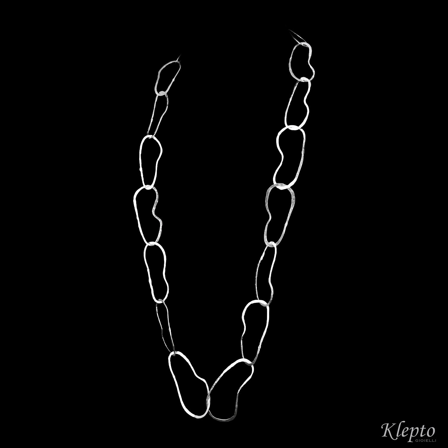 Collana in Argento Silnova® ad anelli irregolari martellati