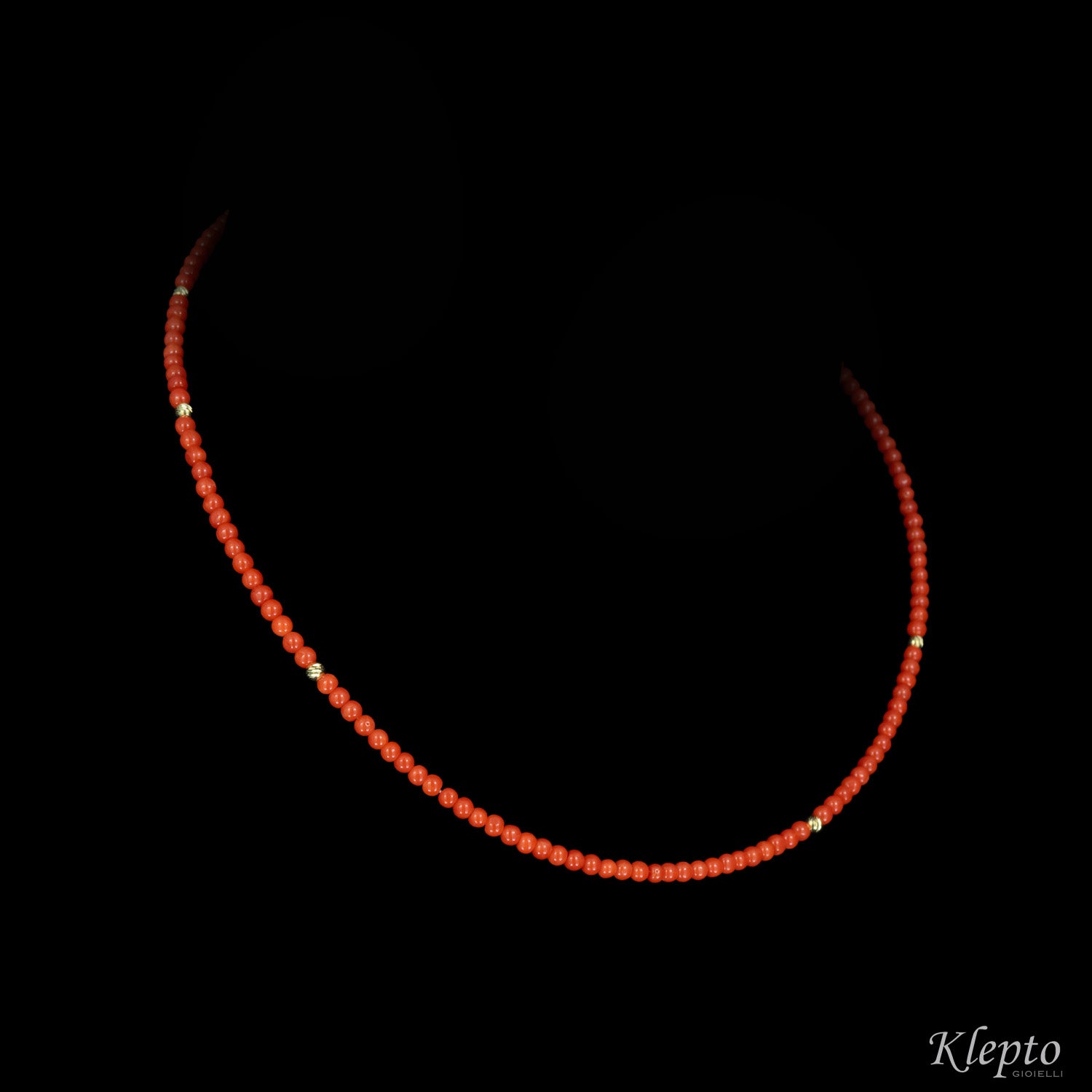 Collana in oro giallo corta con Corallo