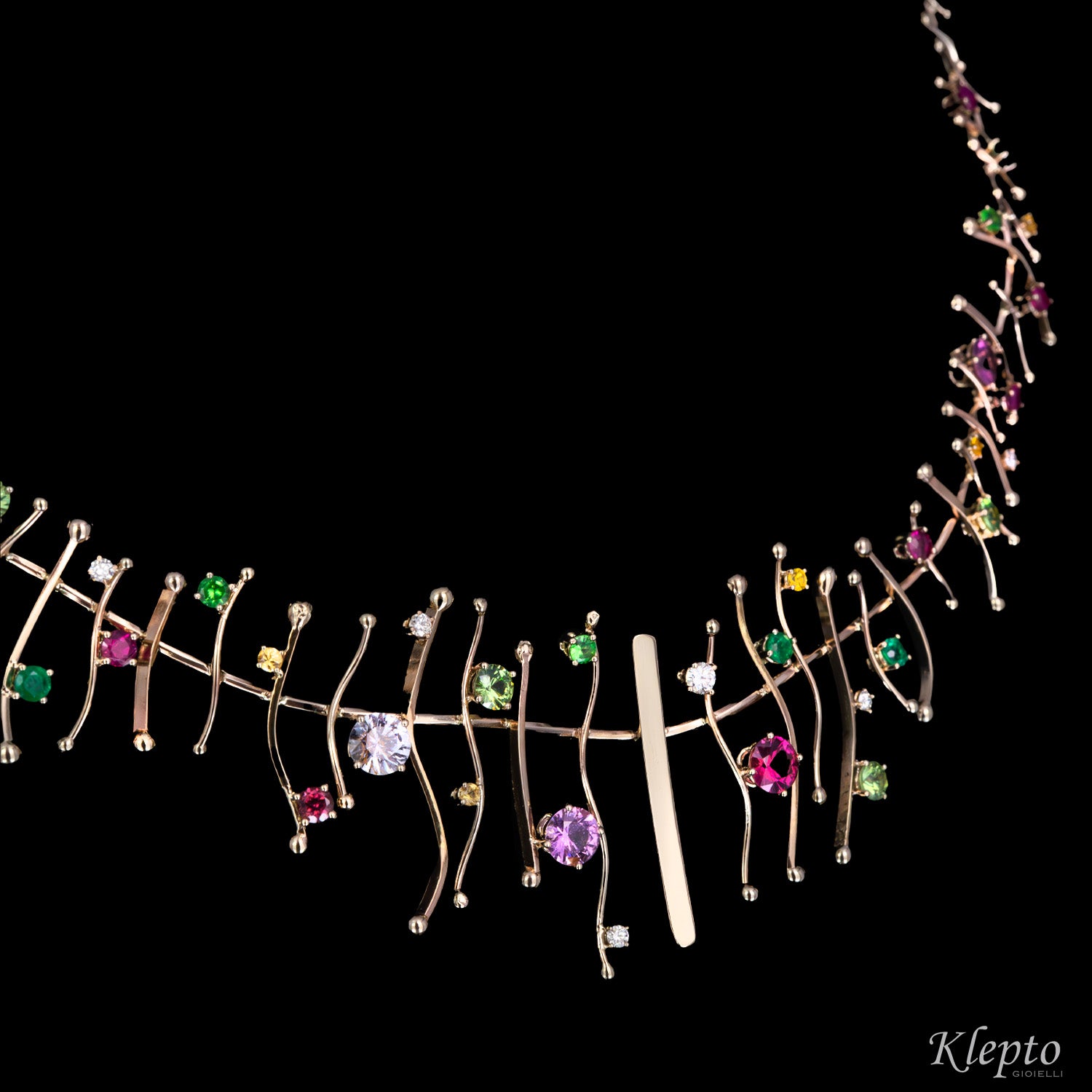 Collier in oro bianco naturale “Armonia” con pietre preziose