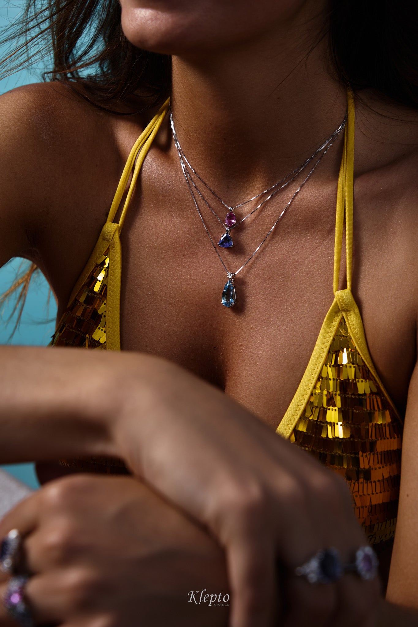 Pendente in oro bianco con Zaffiro rosa