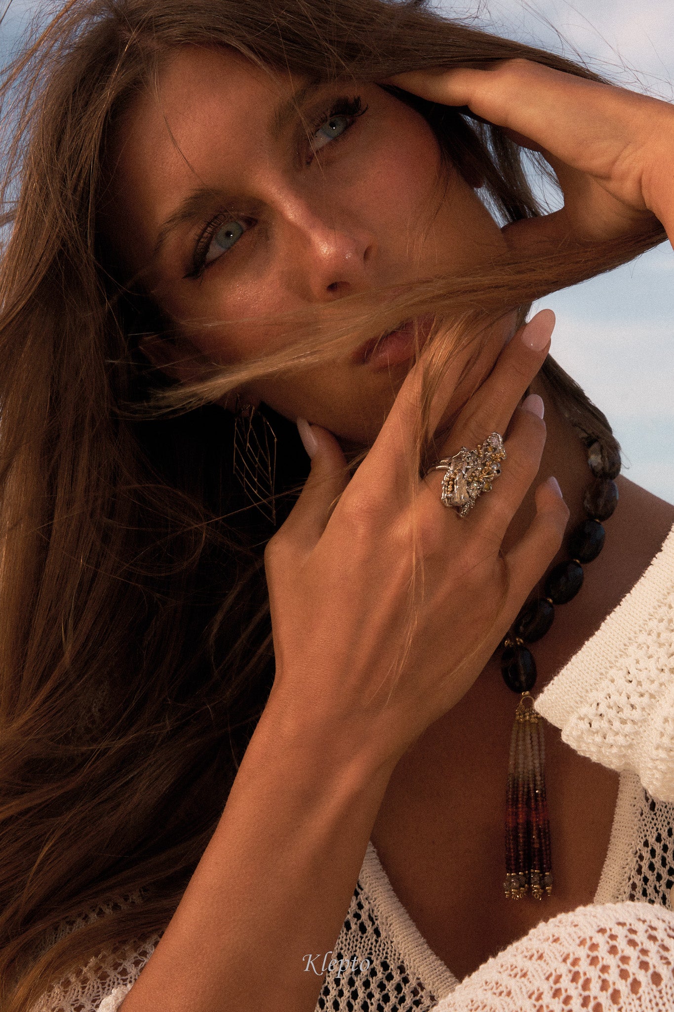 Anello in oro bianco e oro giallo "Barriera Corallina" con Diamanti