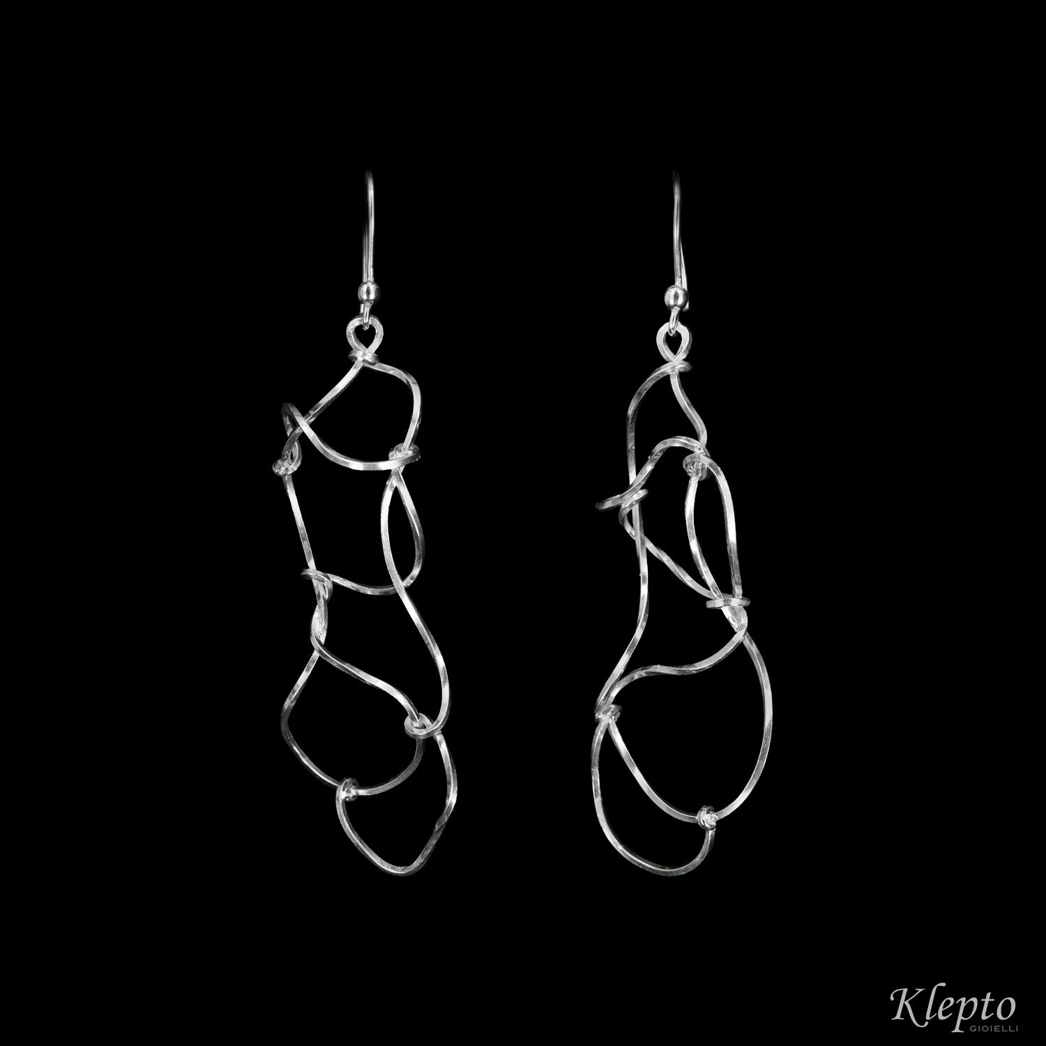 Orecchini in Argento Silnova® a filo intrecciato