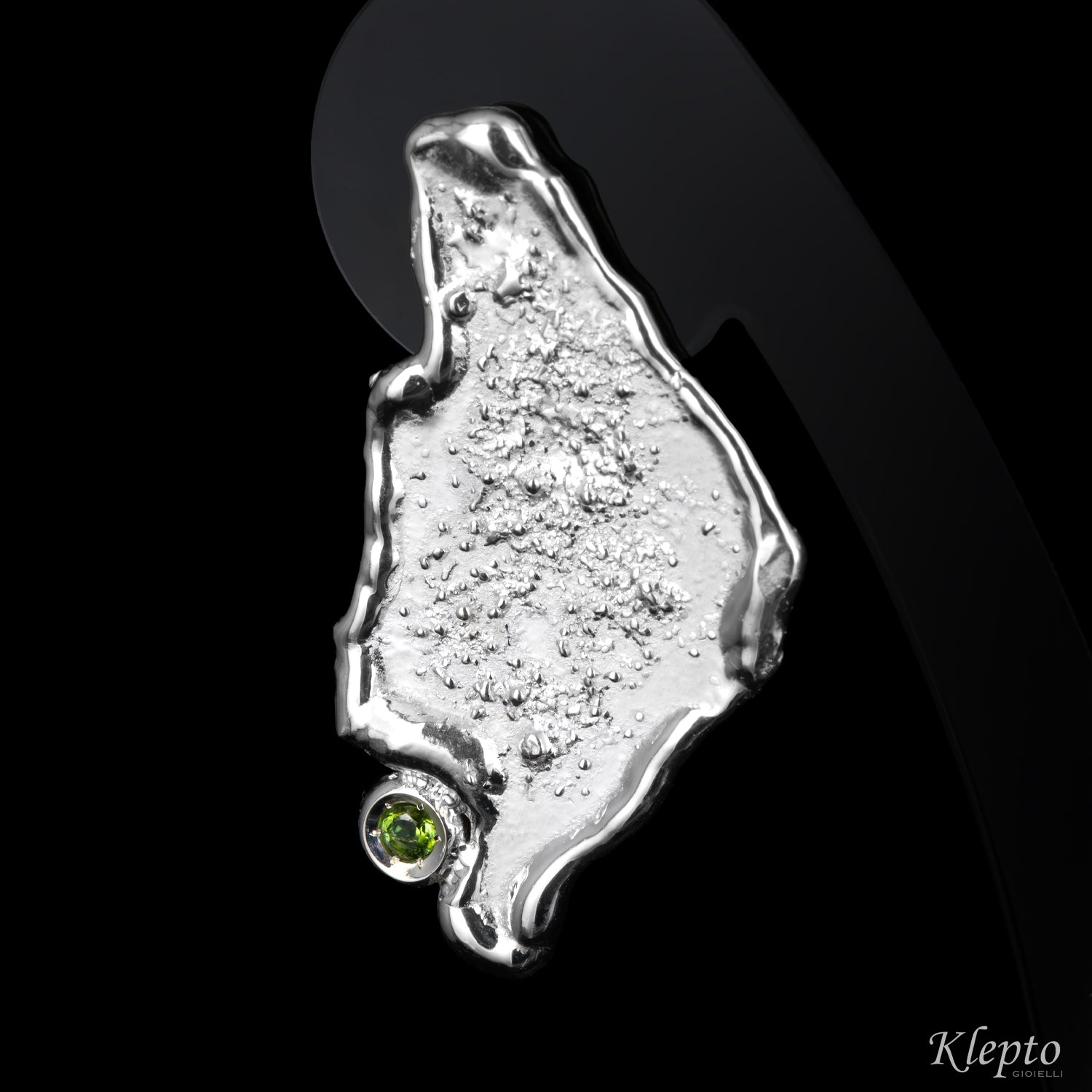 Orecchini in Argento Silnova® "Oasi" con Tormaline verdi