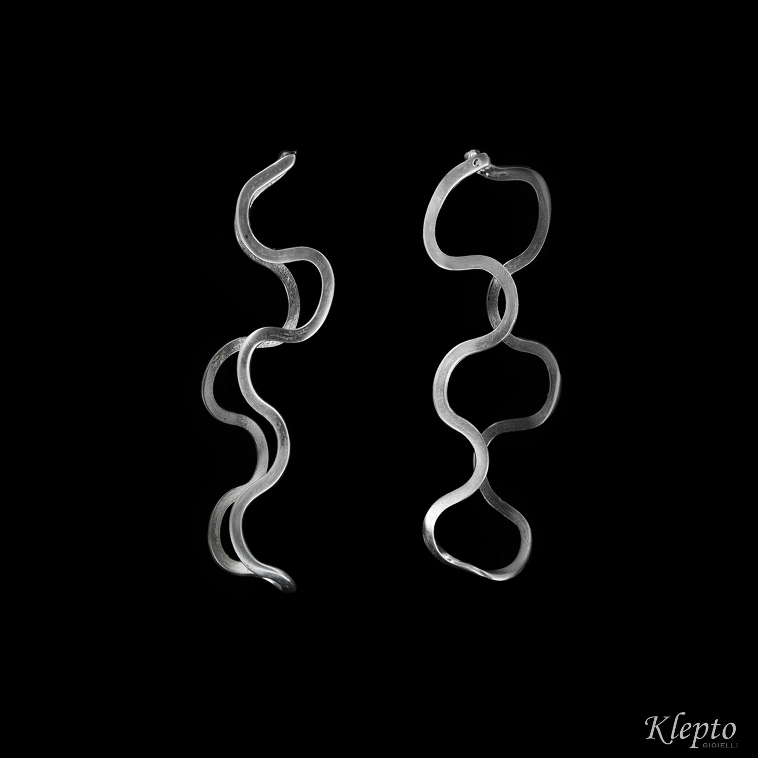 Orecchini in Argento Silnova® a filo ondulato doppio