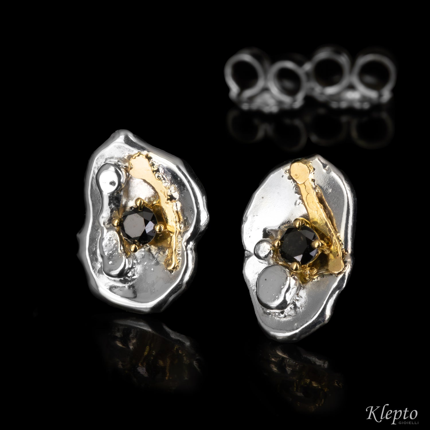 Orecchini in Argento Silnova® con Diamanti neri e dettagli in oro giallo
