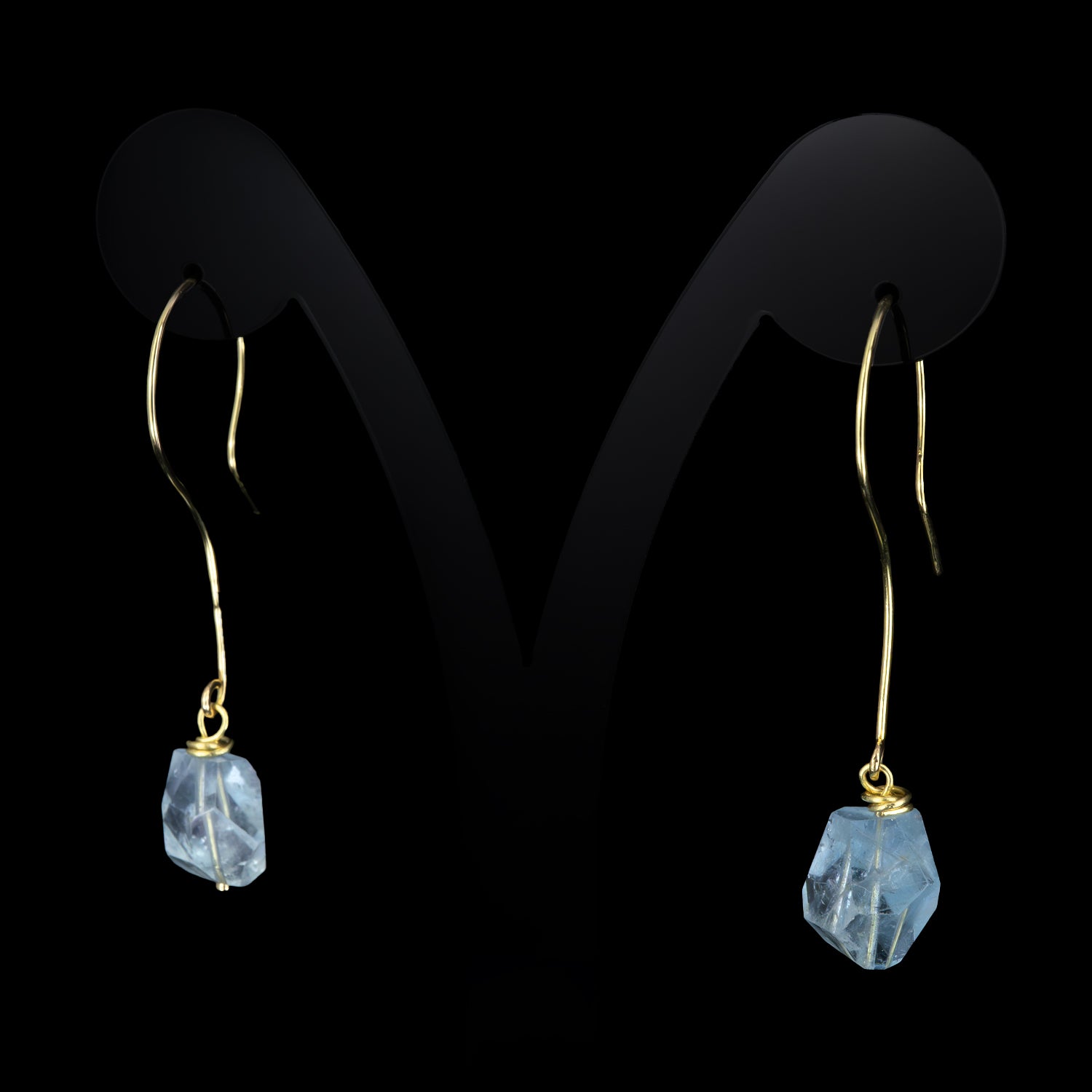 Orecchini in oro giallo con Acquamarine