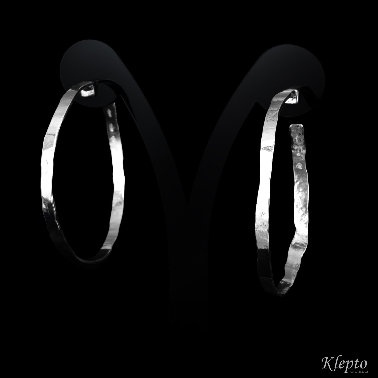 Orecchini in Argento Silnova® a cerchio