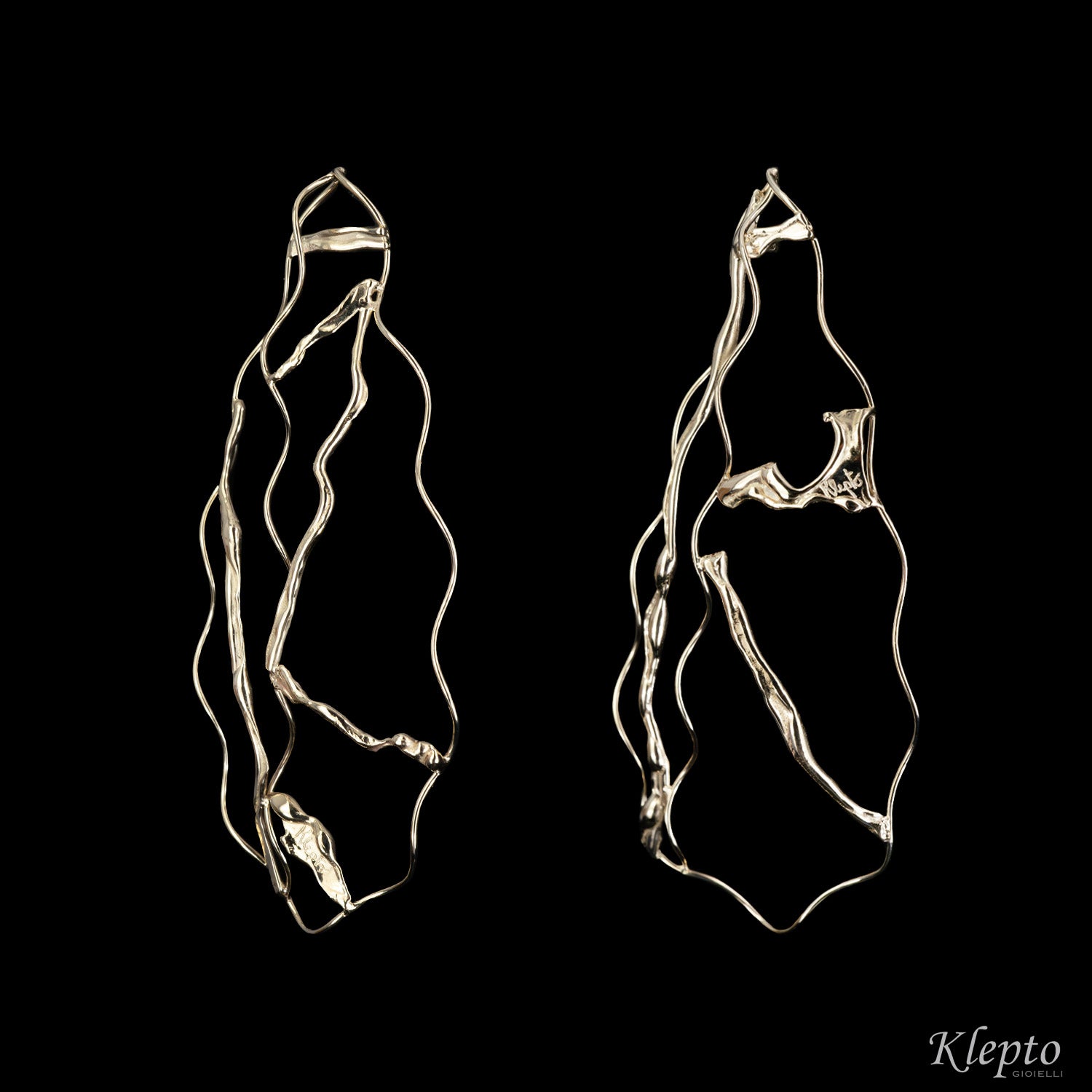 Orecchini in oro bianco naturale