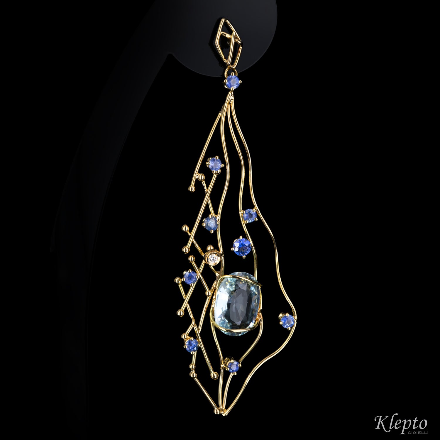 Orecchini in oro giallo con Acquamarine, Zaffiri e Diamanti