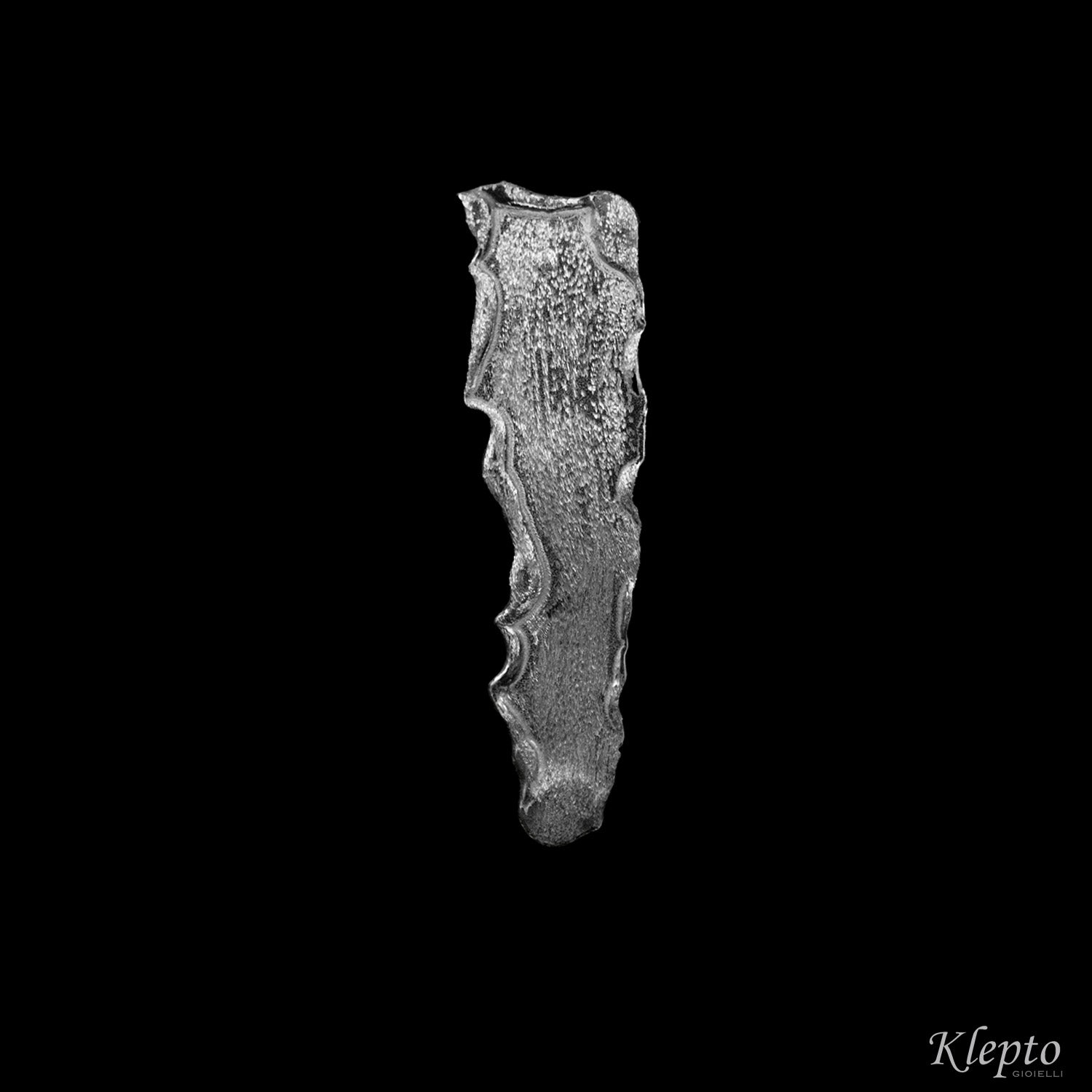 Orecchini in Argento Silnova® bruniti e satinati