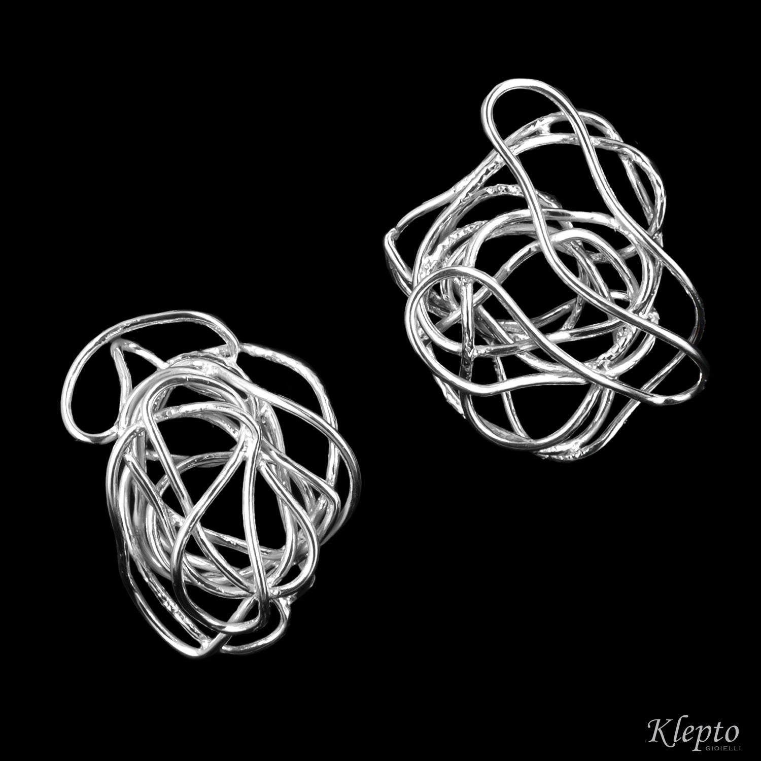 Orecchini in Argento Silnova® a filo intrecciato
