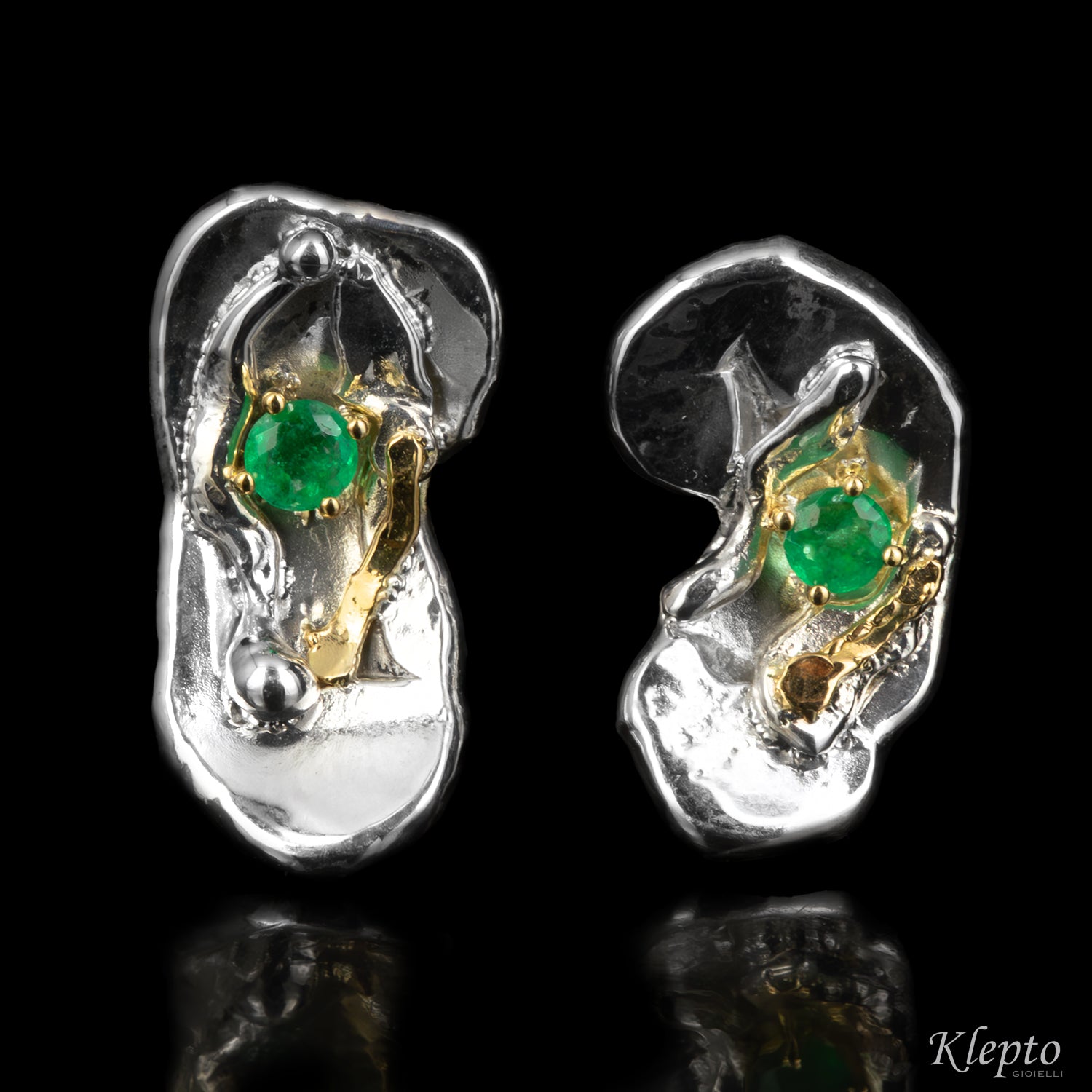 Orecchini in Argento Silnova® con Smeraldi e dettagli in oro giallo