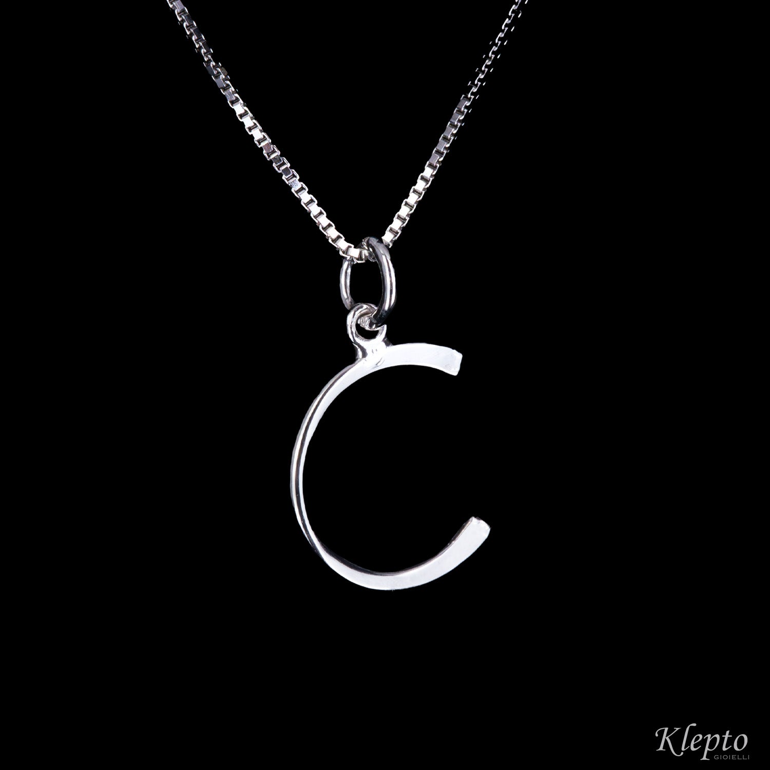 Pendente in oro Lettera