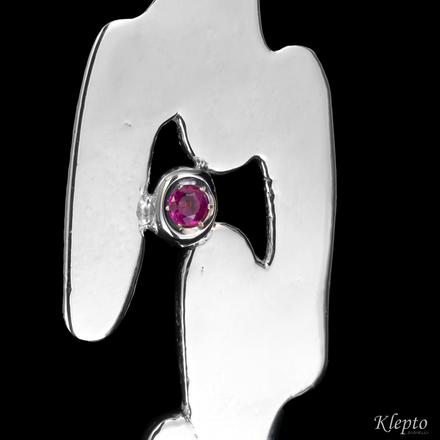 Pendente in Argento Silnova® con Rubino
