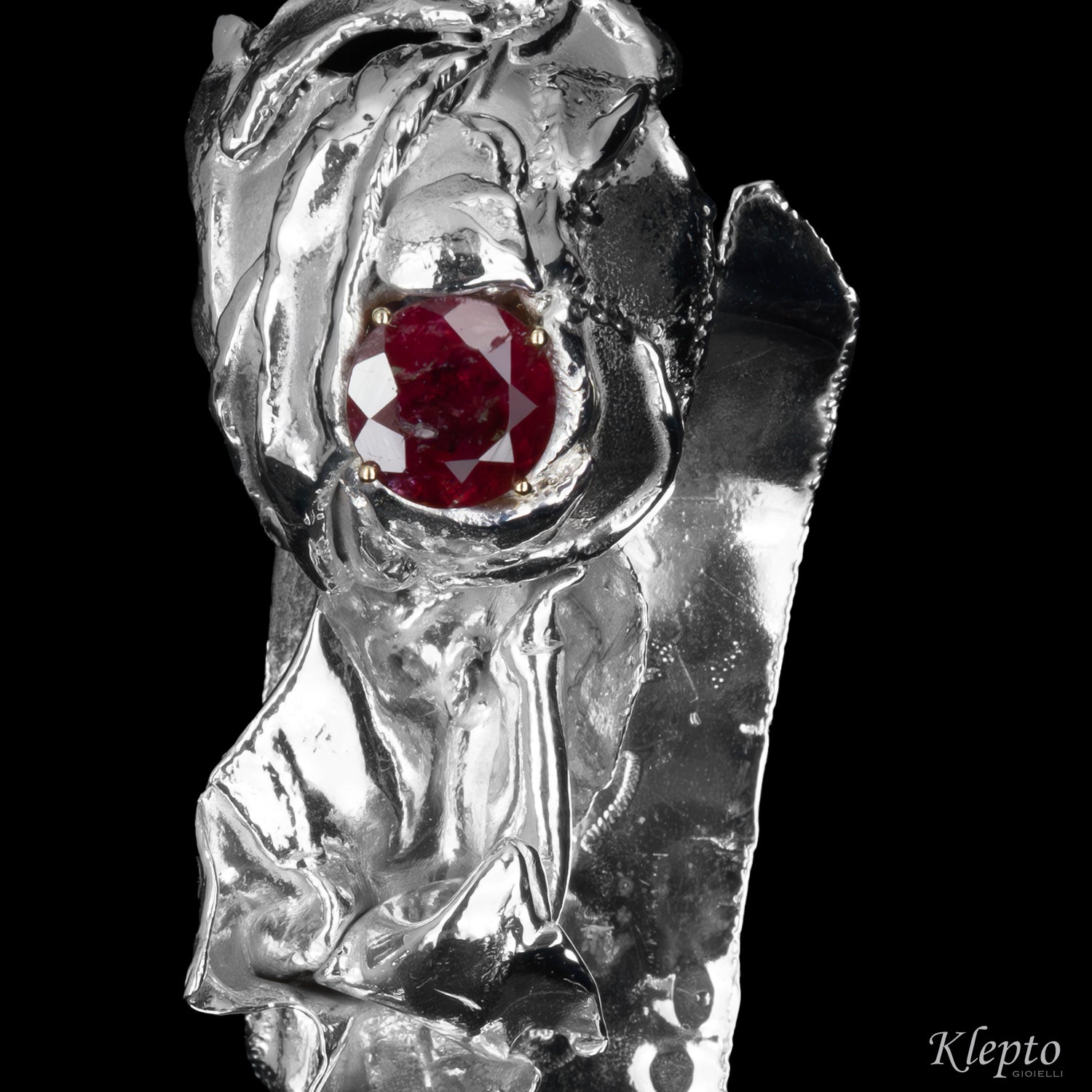 Pendente in Argento Silnova® con Tormalina rossa e dettagli in oro giallo