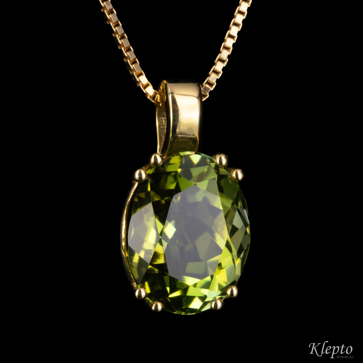 Pendente in oro giallo con Tormalina verde