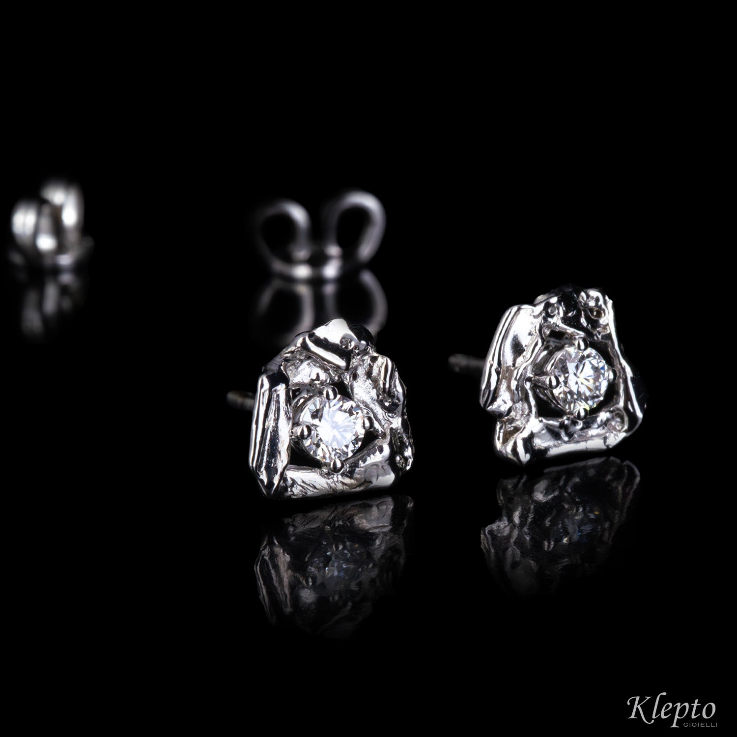 Orecchini in oro bianco con Diamanti "Pepita"