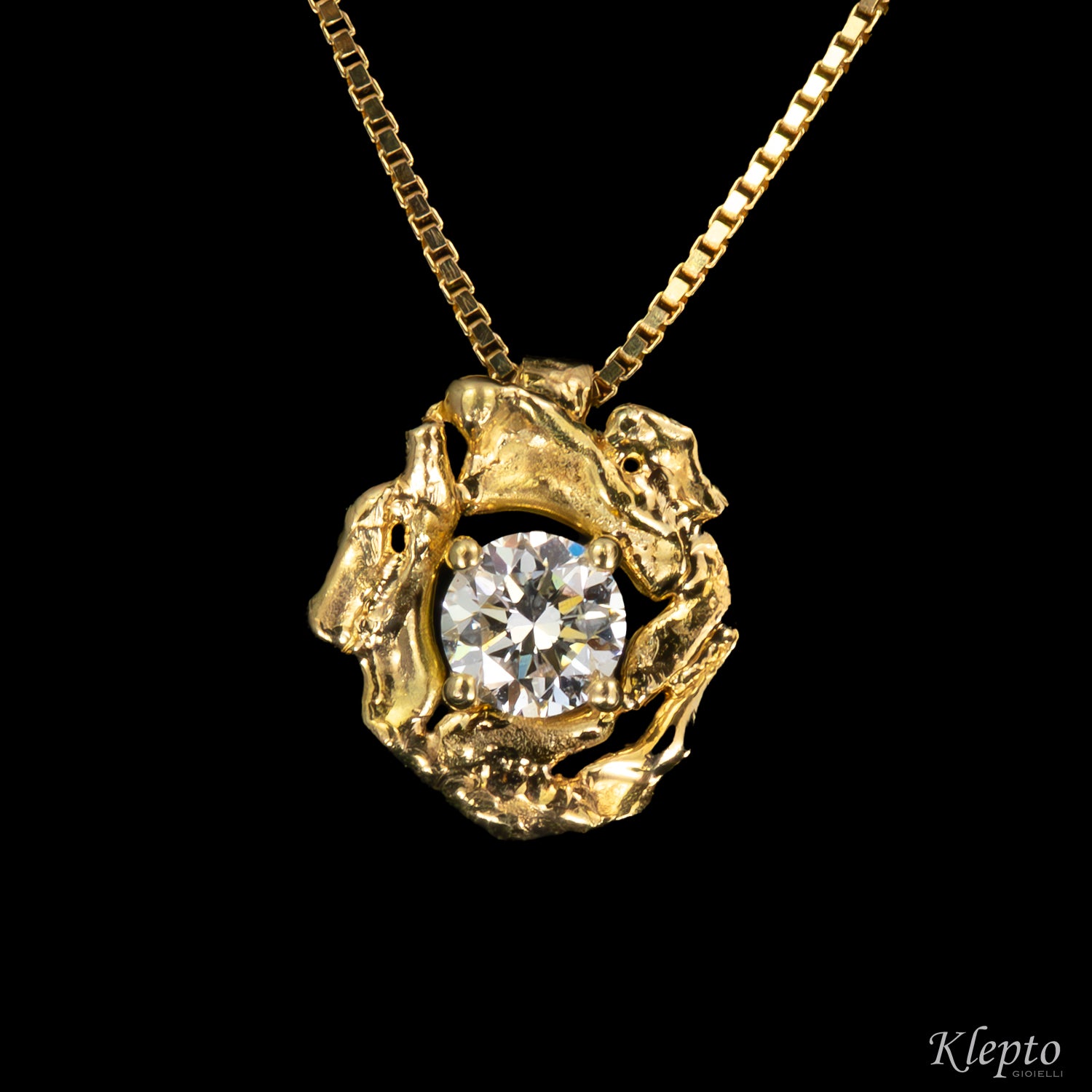 Pendente in oro giallo Pepita con Diamante