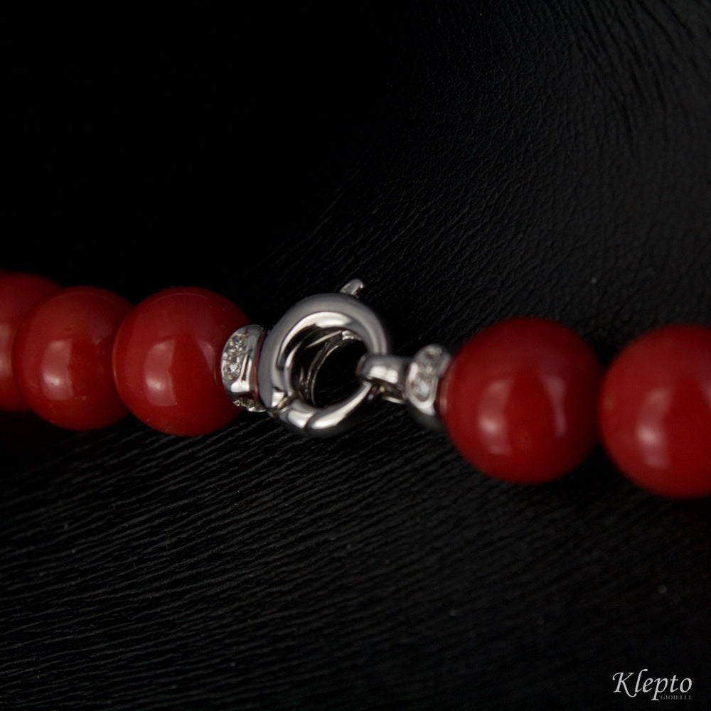 Collana in oro bianco, Corallo Sardo e Diamanti