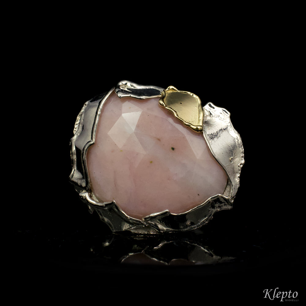 Anello in Argento Silnova® con matrice di Opale dettagli in oro giallo