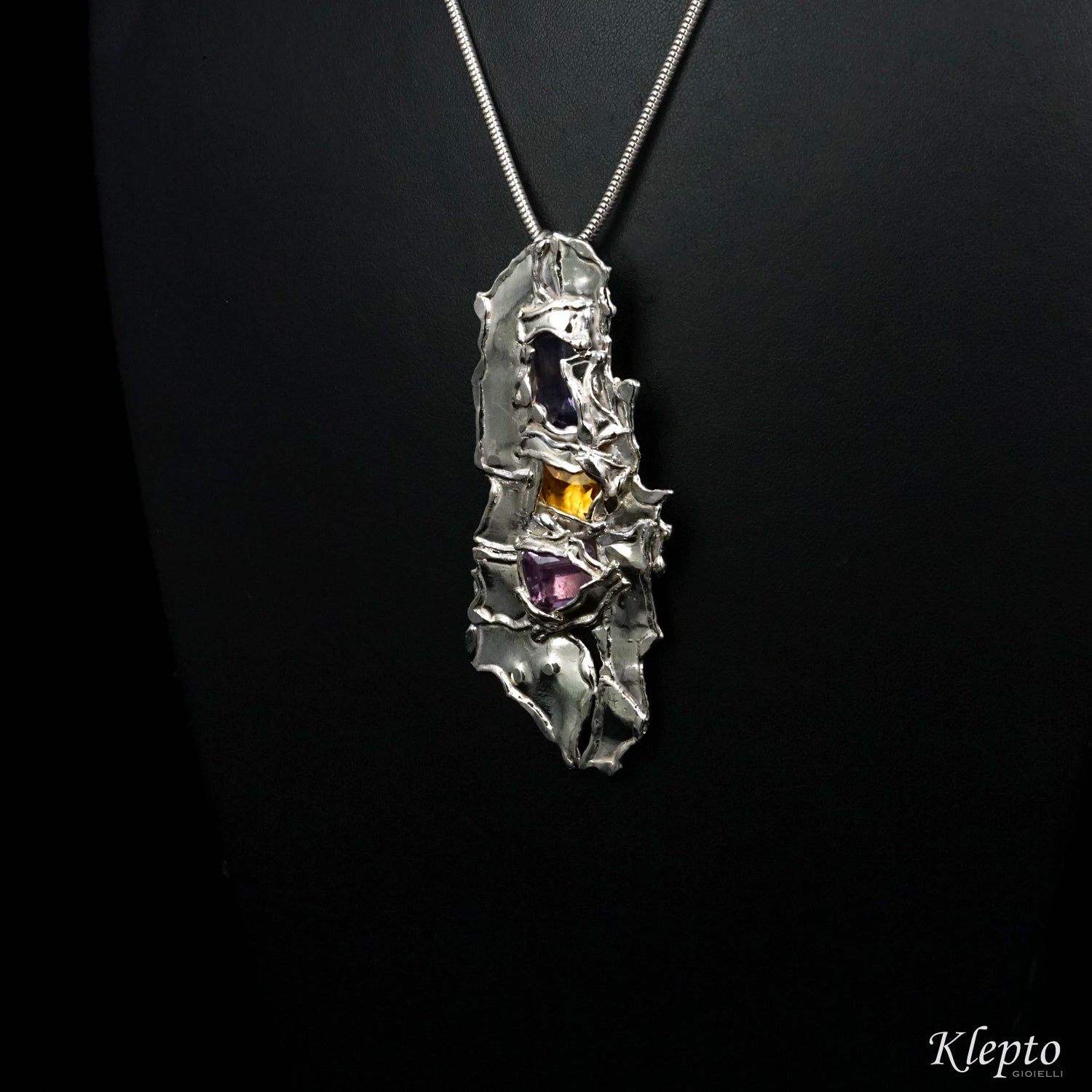 Pendente in Argento Silnova® con Iolite, Citrino e Ametista