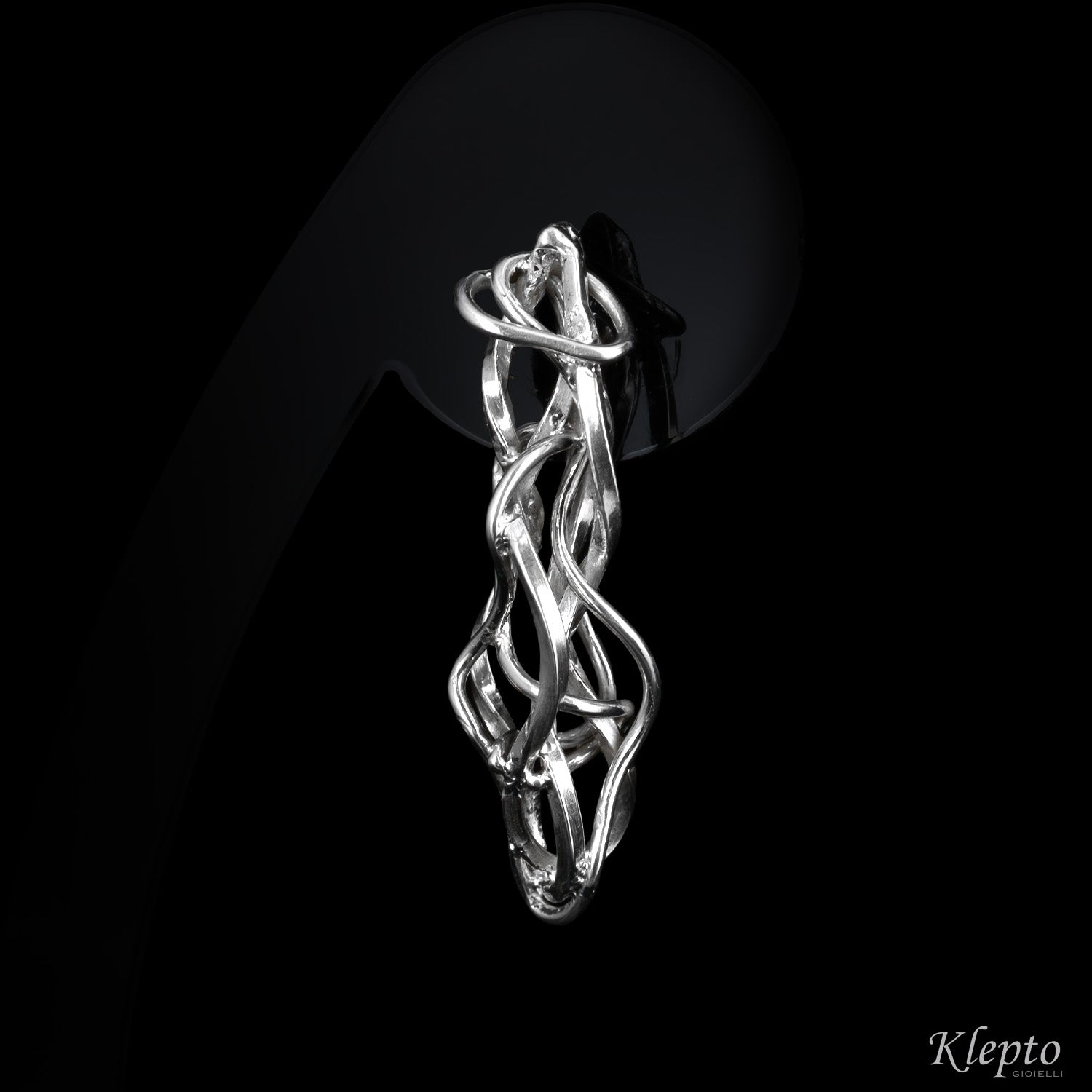 Orecchini in Argento Silnova® a filo intrecciato