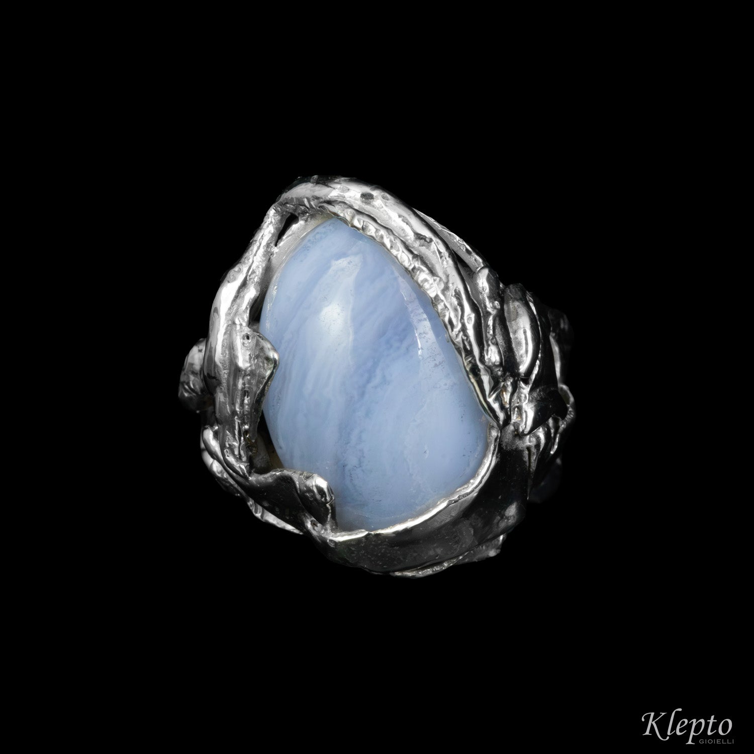 Anello in Argento Silnova® con Calcedonio