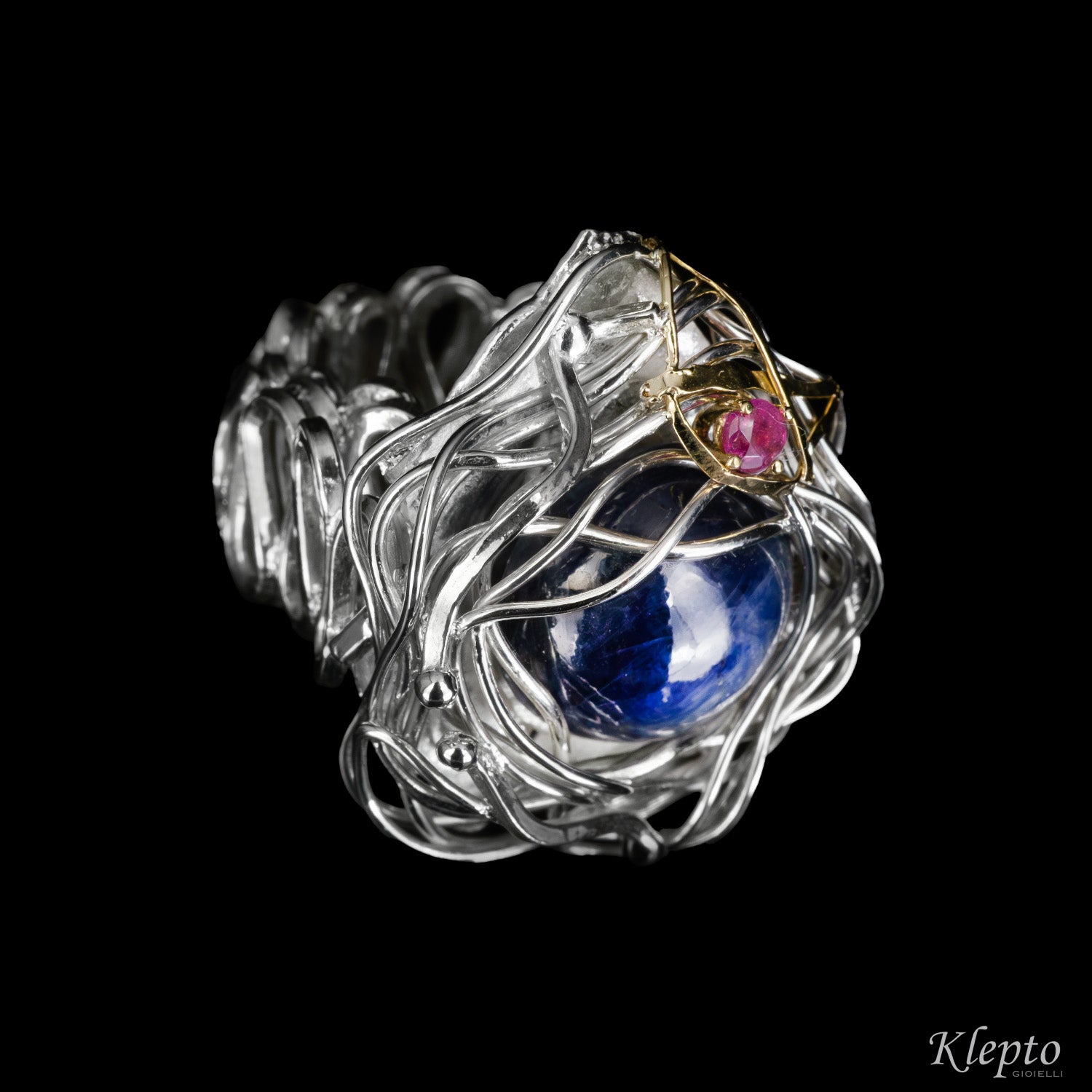 Anello in Argento Silnova con Zaffiro blu, Tormalina rosa e dettagli in oro giallo