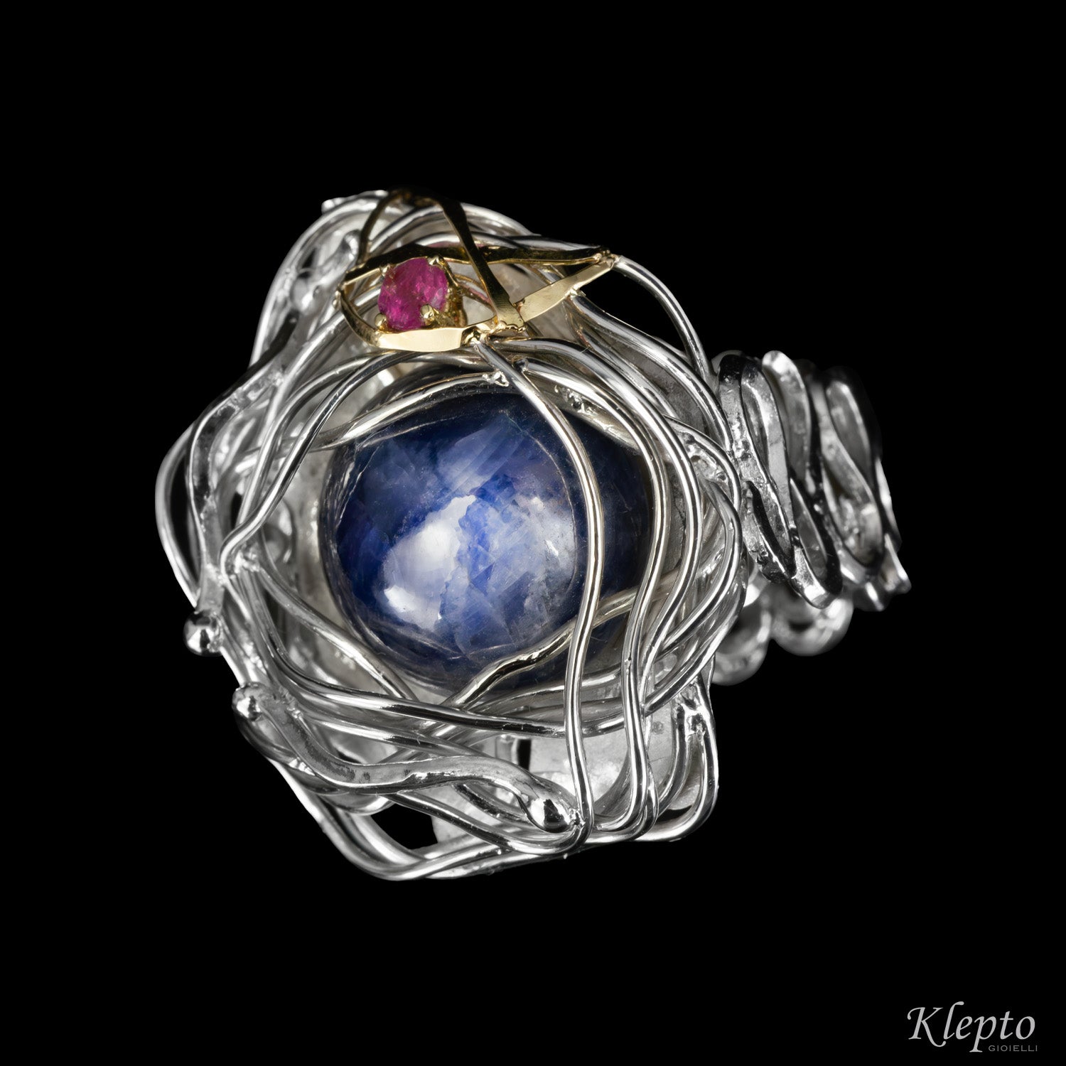 Anello in Argento Silnova con Zaffiro blu, Tormalina rosa e dettagli in oro giallo