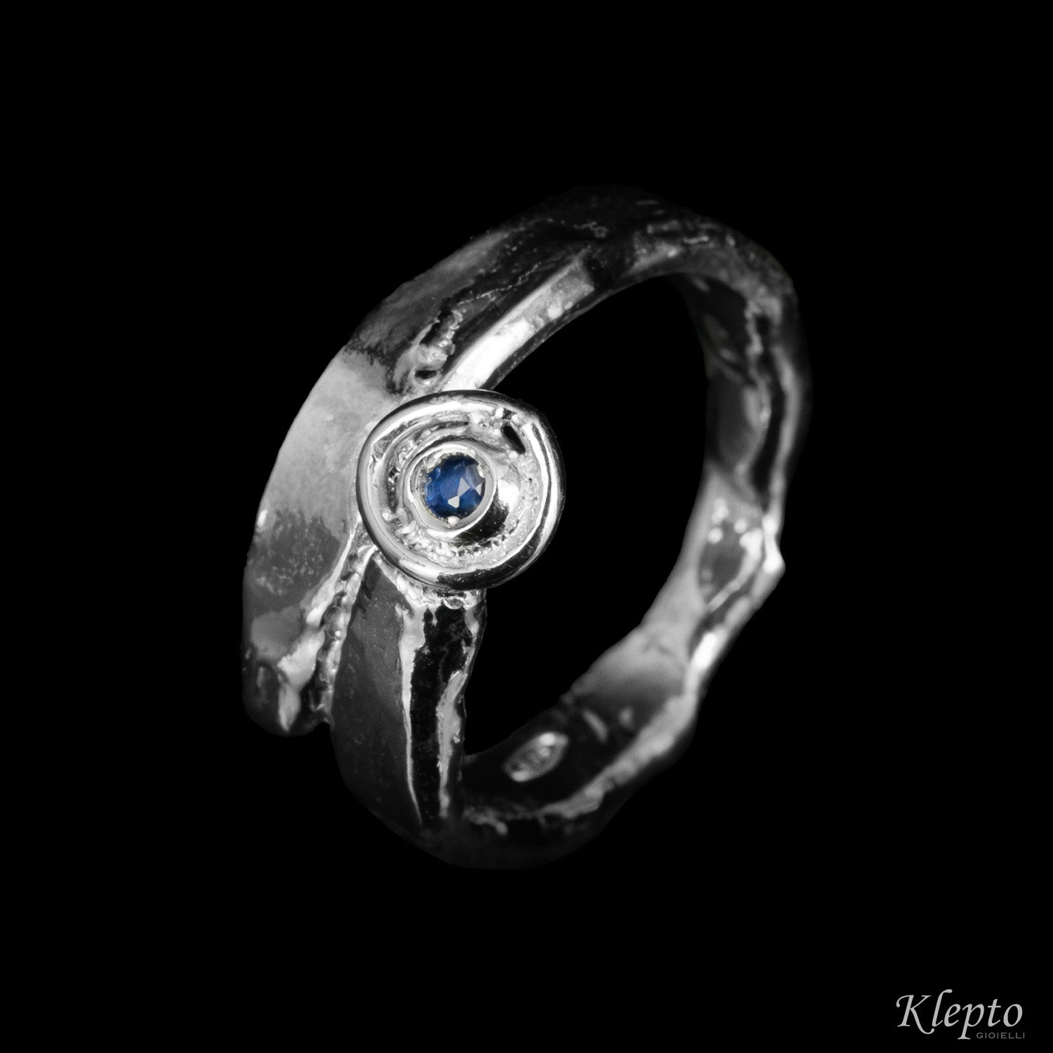 Anello in Argento Silnova con Zaffiro blu