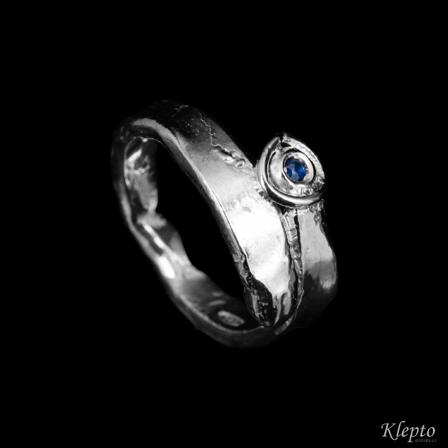 Anello in Argento Silnova con Zaffiro blu