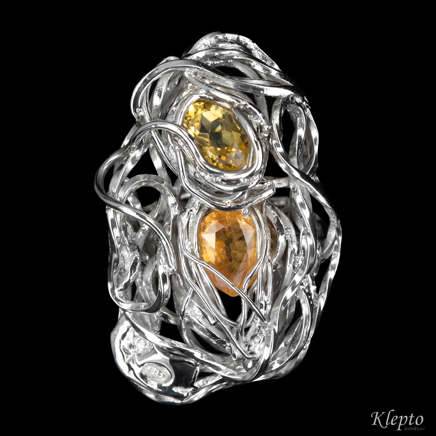 Anello in Argento Silnova® a filo intrecciato con Citrini