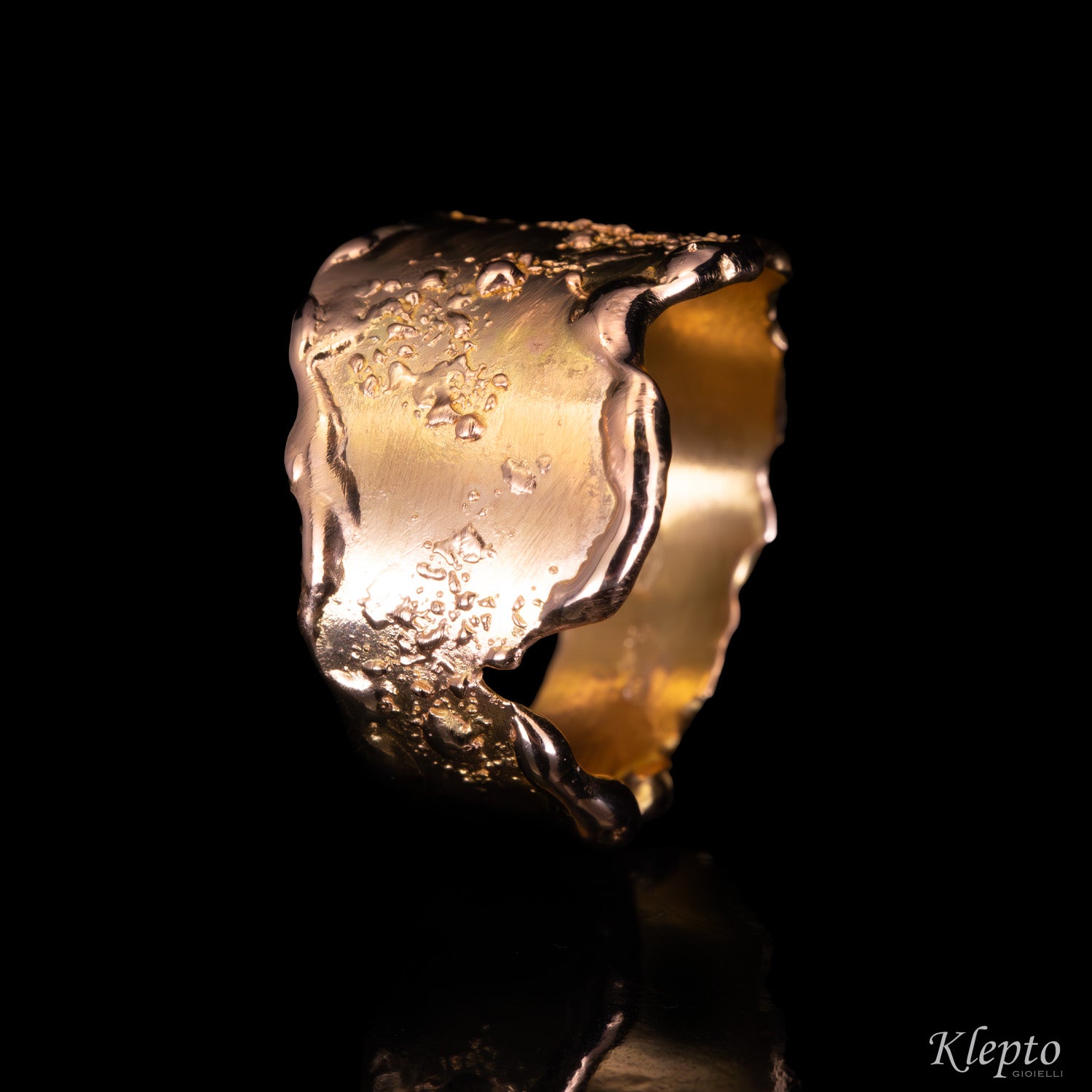 Anello in oro rosa "Materia"